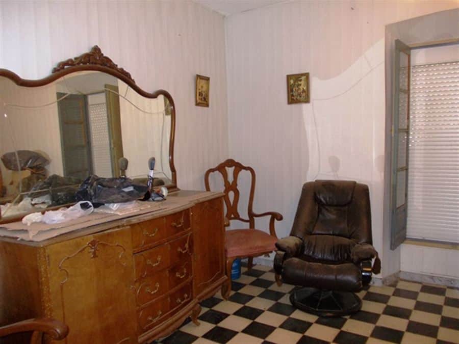 C-553: VENTA DE CASA SEÑORIAL DE GRAN SUPERFICIE  PARA REFORMAR, SALIDA A DOS CALLES - Foto 3