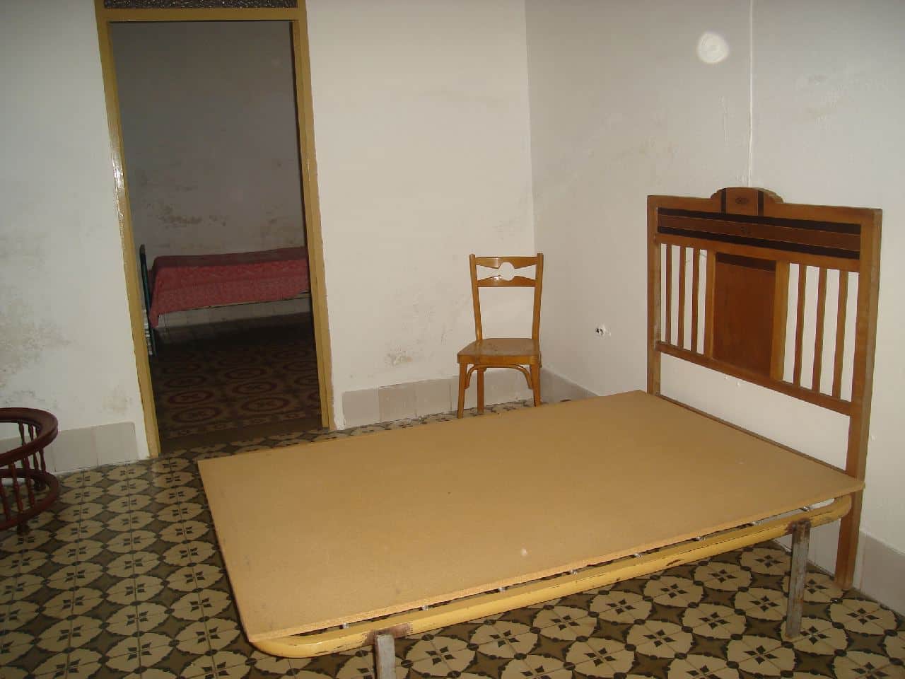 C-63: VENTA DE CASA SEÑORIAL DE ESQUINA PARA REFORMAR. AMPLIA SUPERFICIE DE SOLAR. MONTIJO - Foto 4