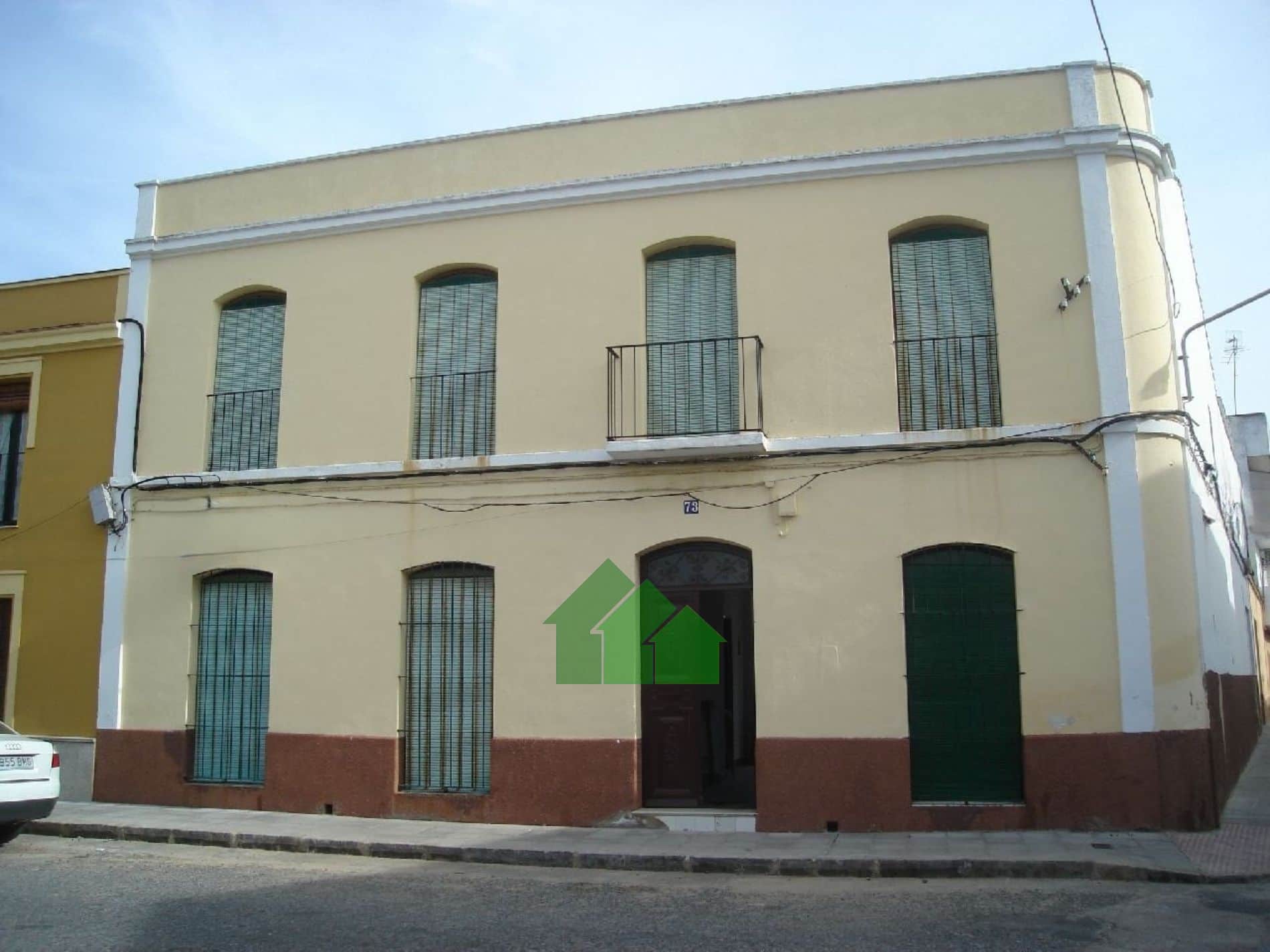 C-63: VENTA DE CASA SEÑORIAL DE ESQUINA PARA REFORMAR. AMPLIA SUPERFICIE DE SOLAR. MONTIJO - Foto 1