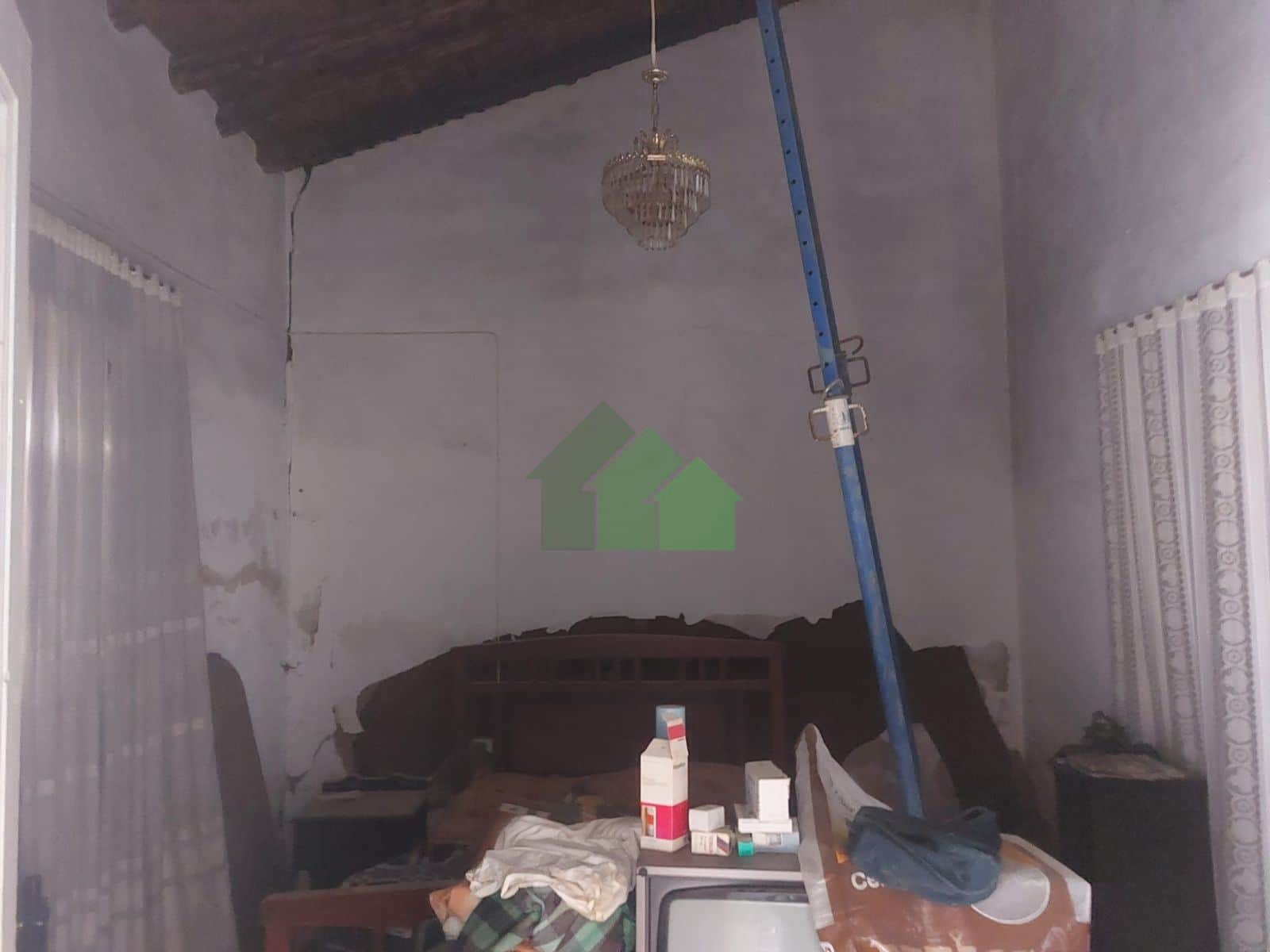 VENTA DE CASA PARA REFORMAR A DOS CALLES - Foto 4