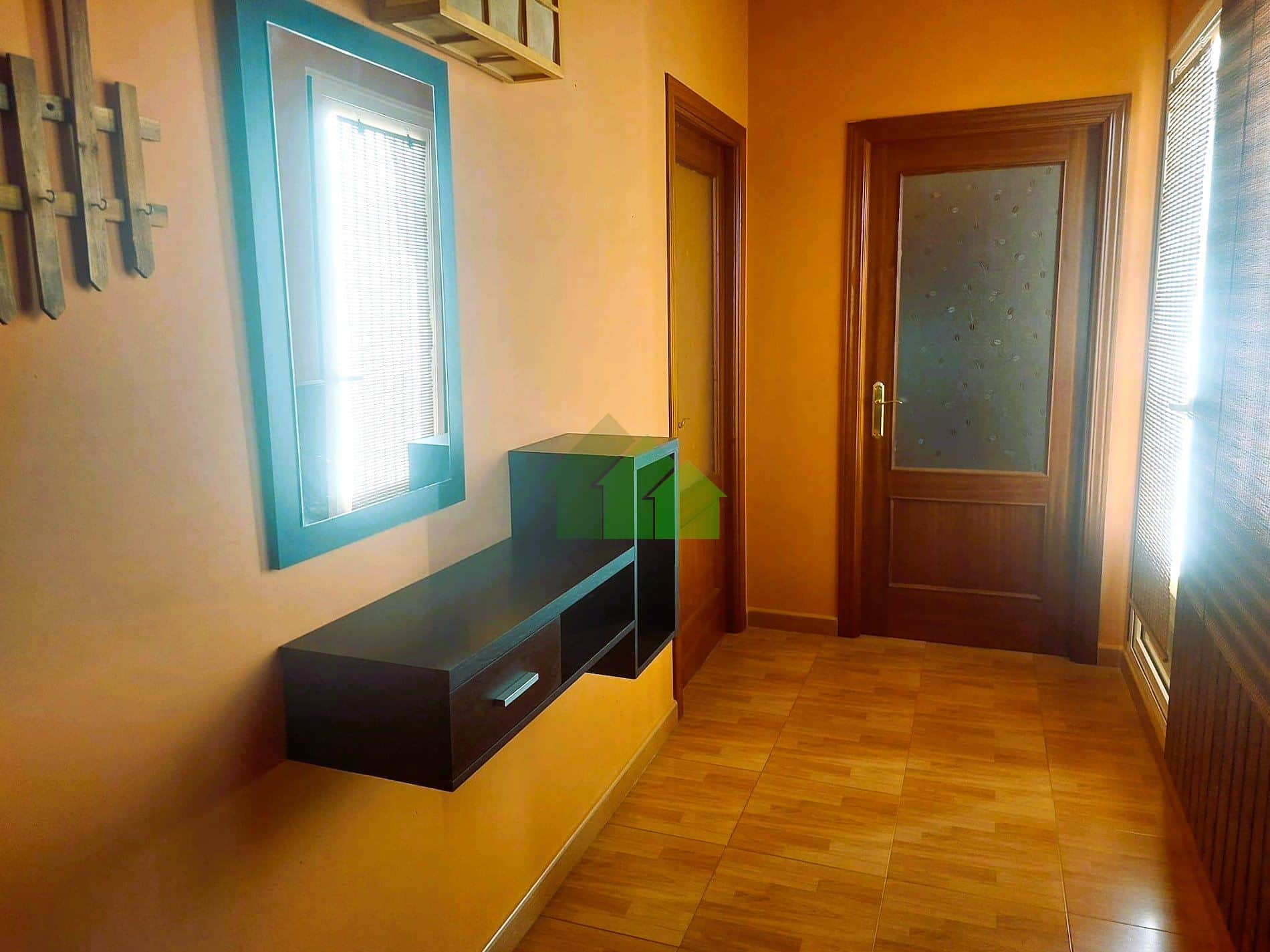 P-665: VENTA DE PISO EN PLANTA PRIMERA CON BUHARDILLA O ALMACEN EN LOBÓN. - Foto 4