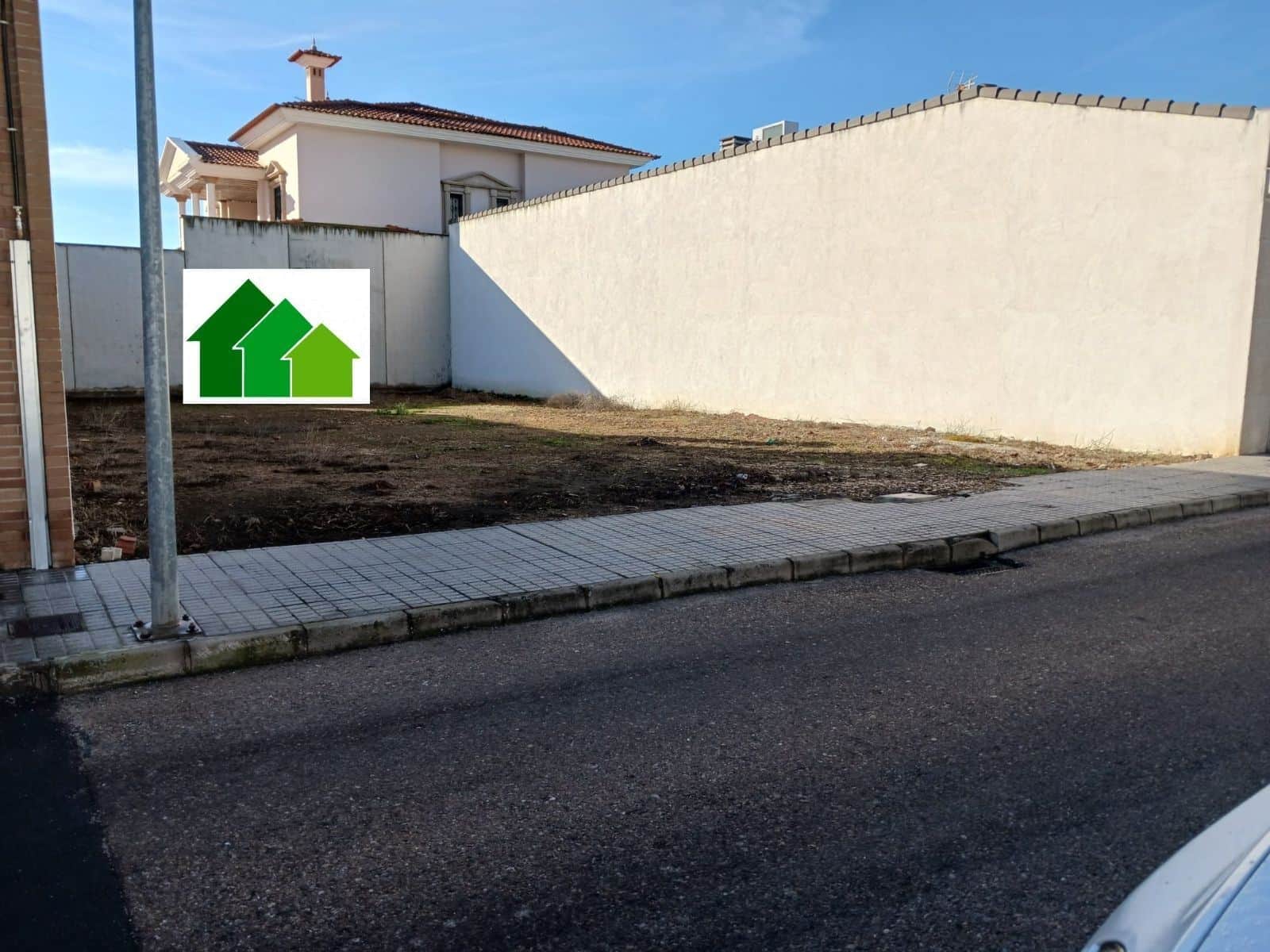 VENTA DE SOLAR URBANO EN PUEBLA DE LA CALZADA. - Foto 2