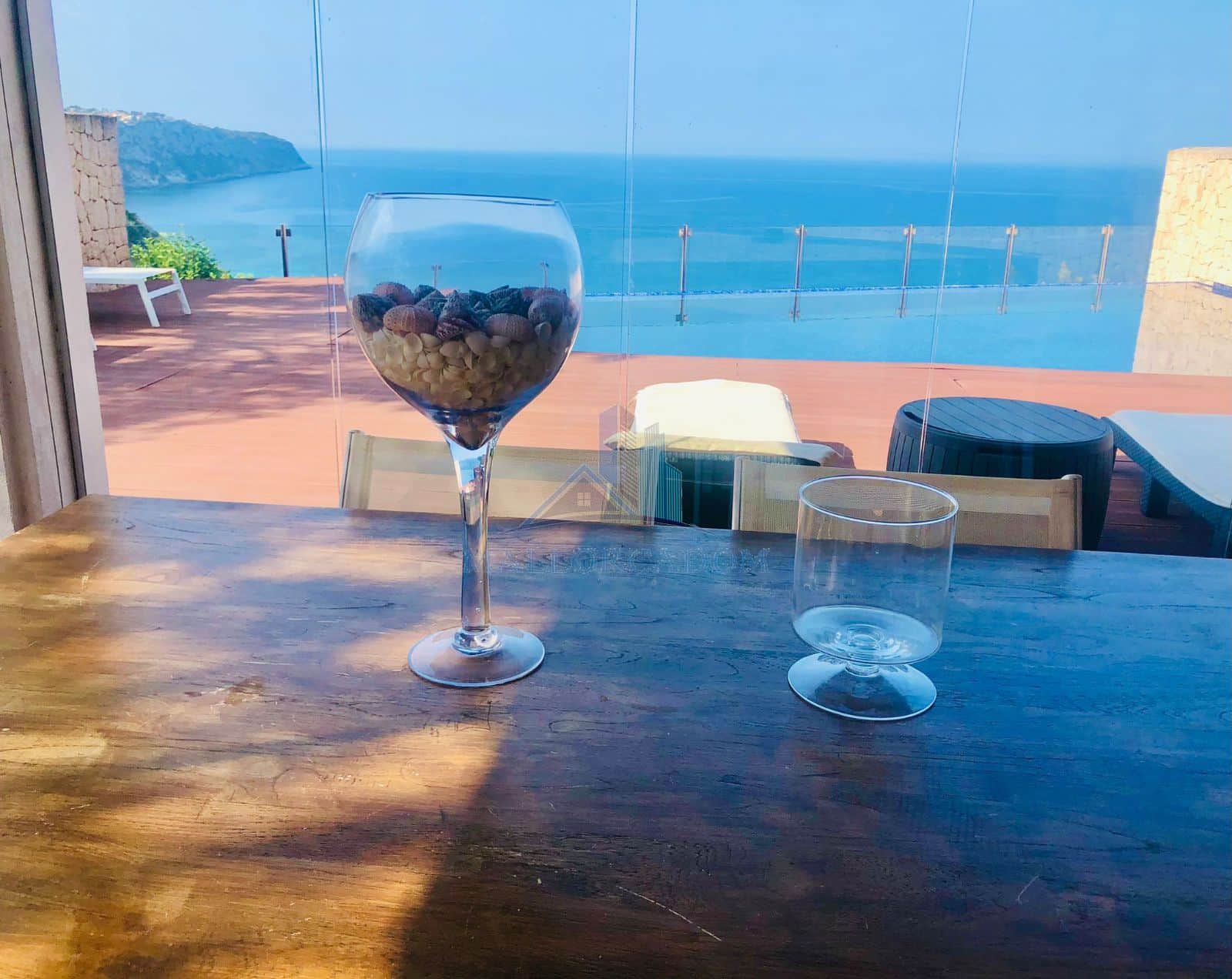 Precioso chalet pareado con FABULOSAS vistas al mar en Puig de Ros. - Foto 4