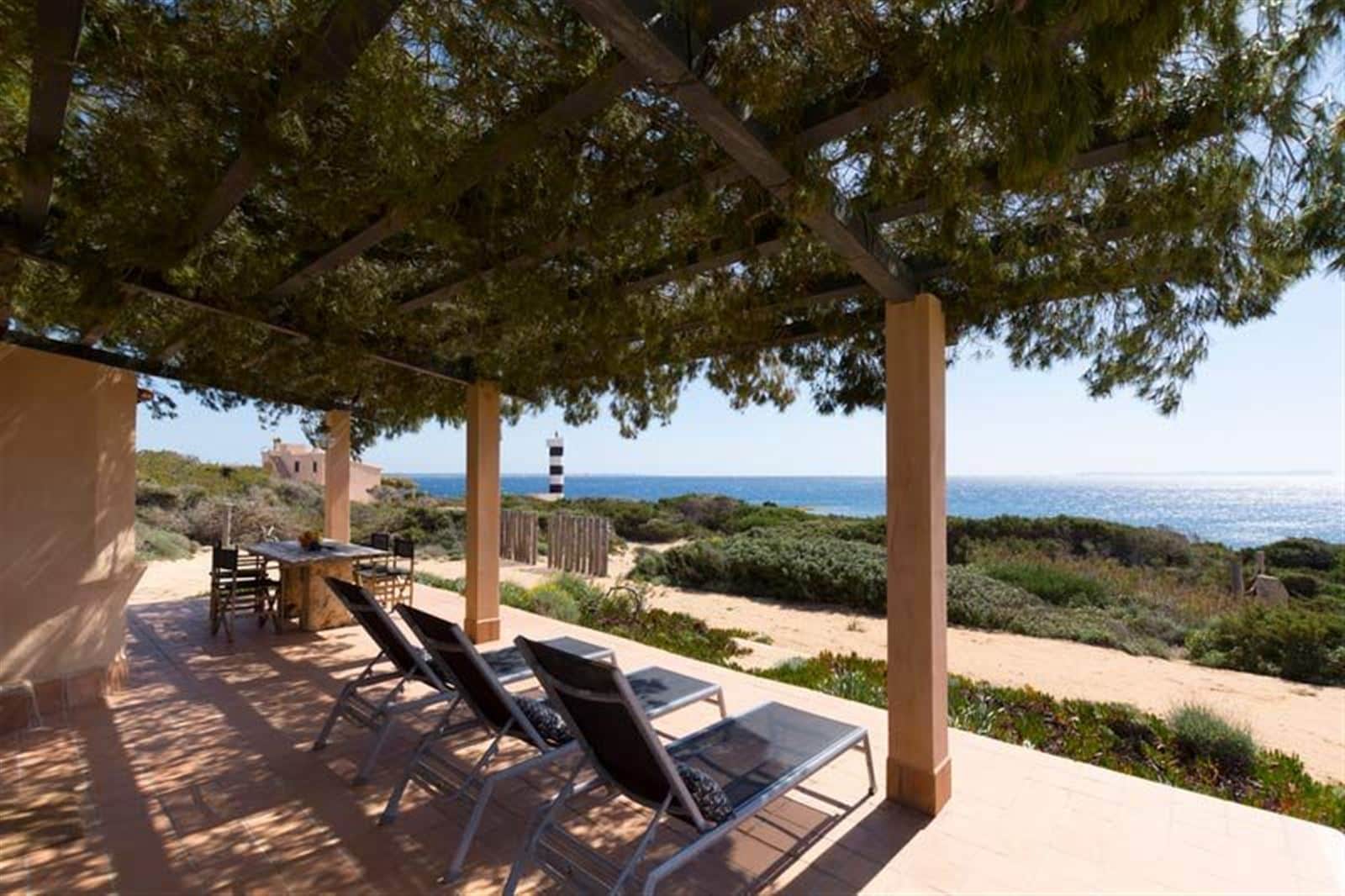 Casita de un dormitorio rodeada de naturaleza con vista mar - Foto 1