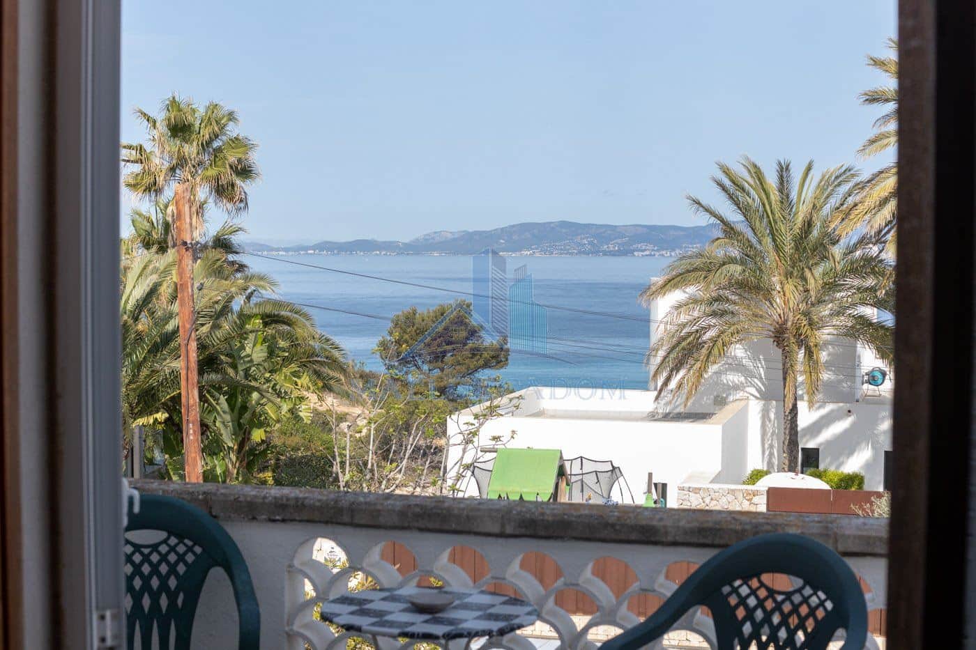 Exclusivo Chalet pareado con licencia turística, piscina y vistas al mar en Bellavista - Foto 2