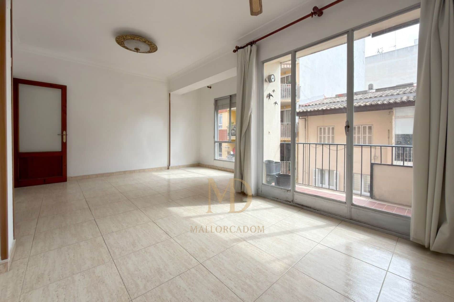 Piso - Carrer Ramon Muntaner - Palma De Mallorca - Foto 1