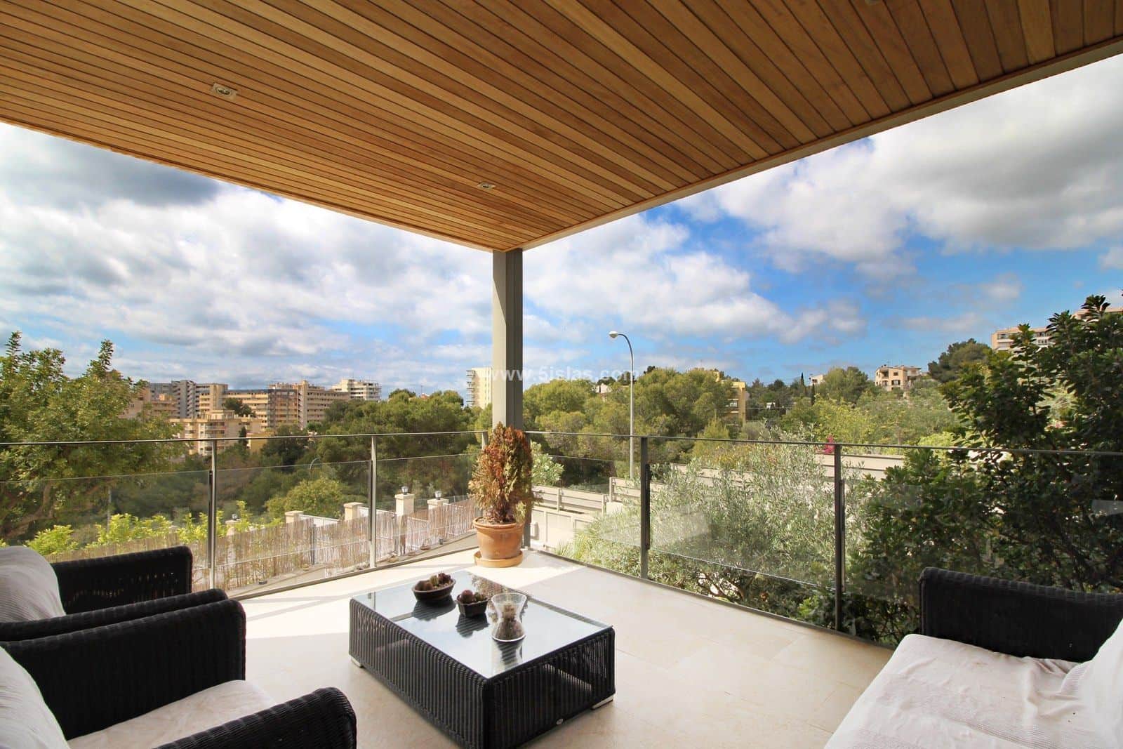 Casa unifamiliar moderna con vistas al mar y piscina en Bonanova - Foto 1