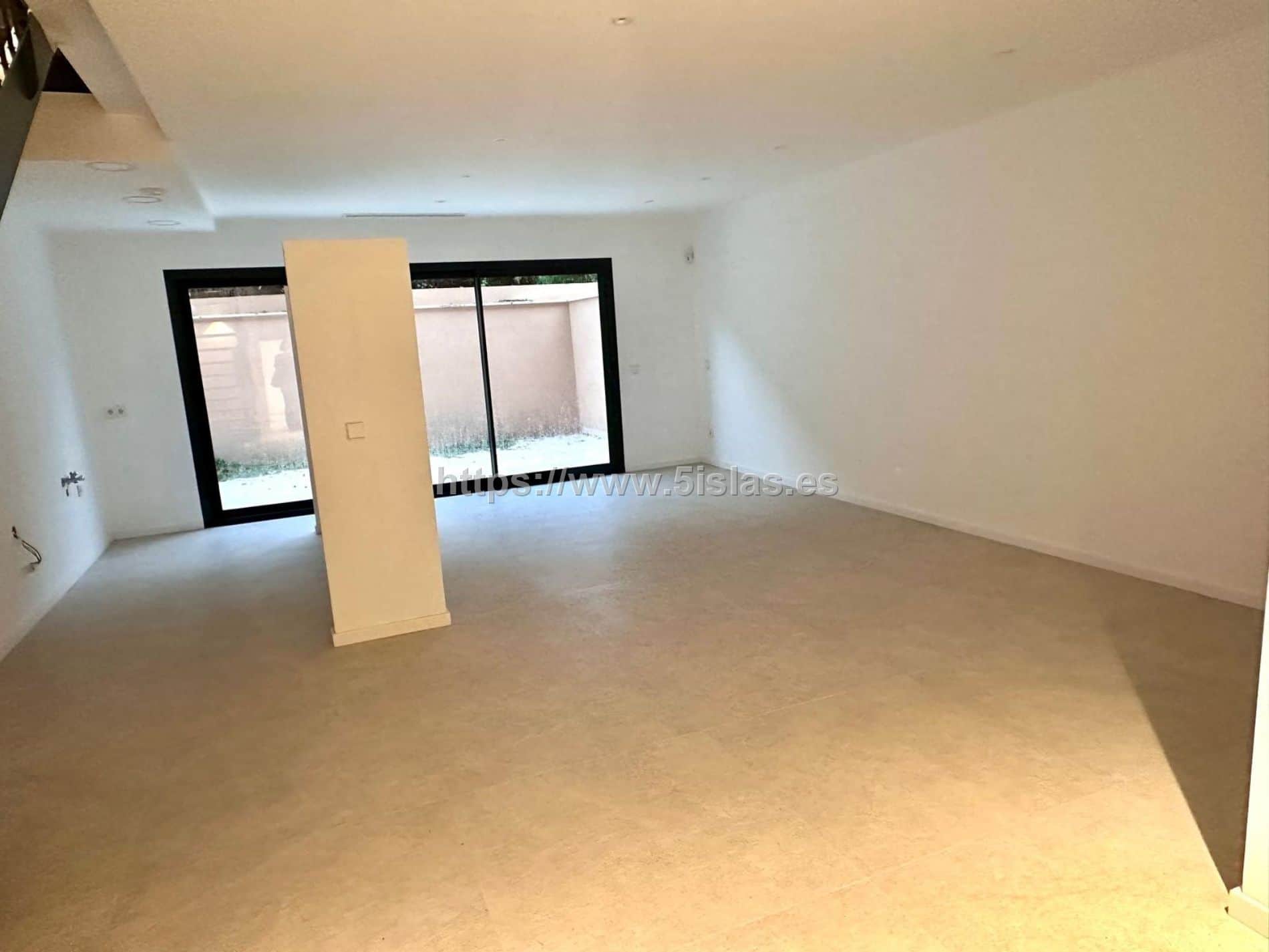 adosado de 4 dormitorios a estrenar - Foto 5