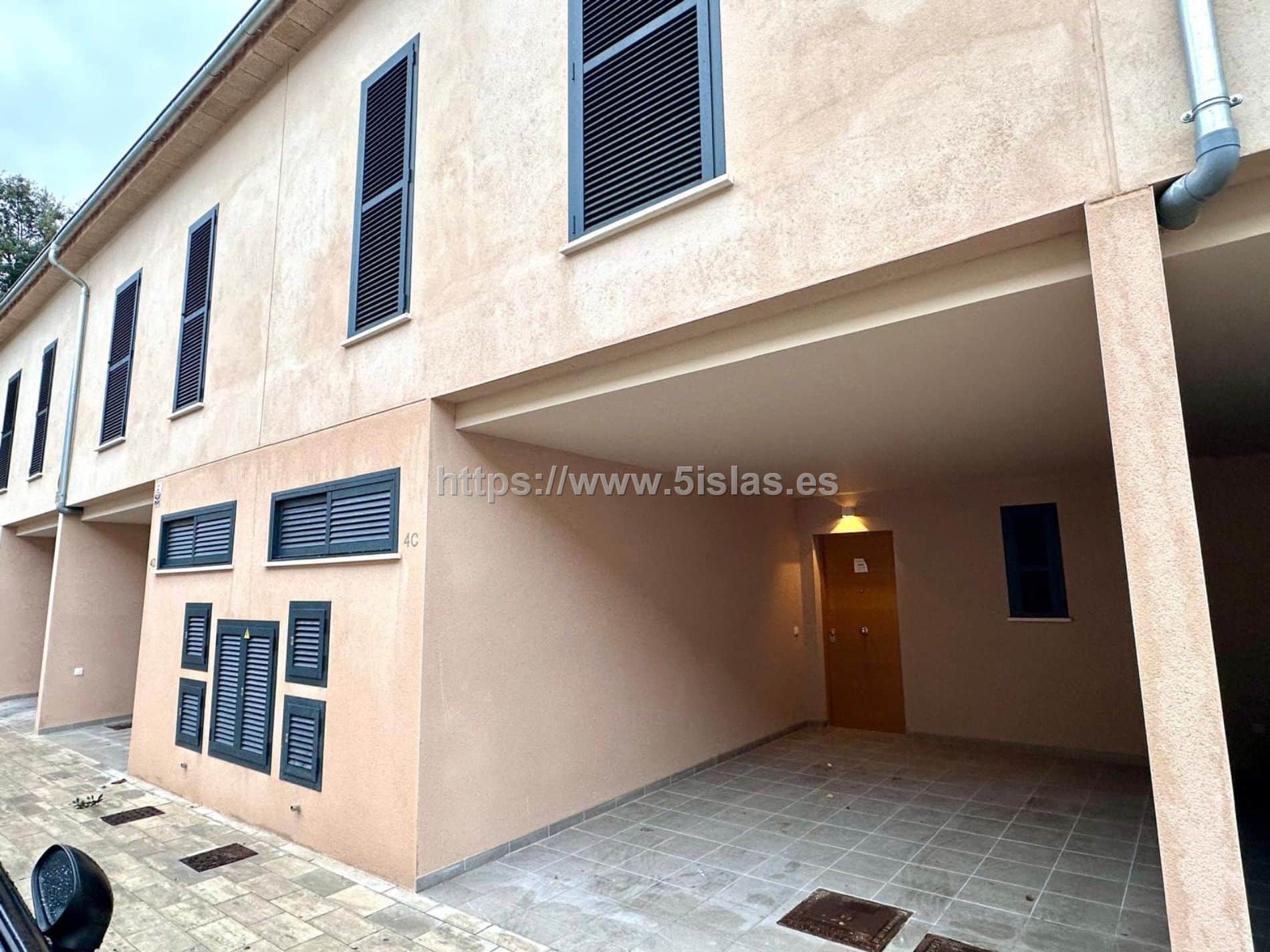 adosado de 4 dormitorios a estrenar - Foto 1