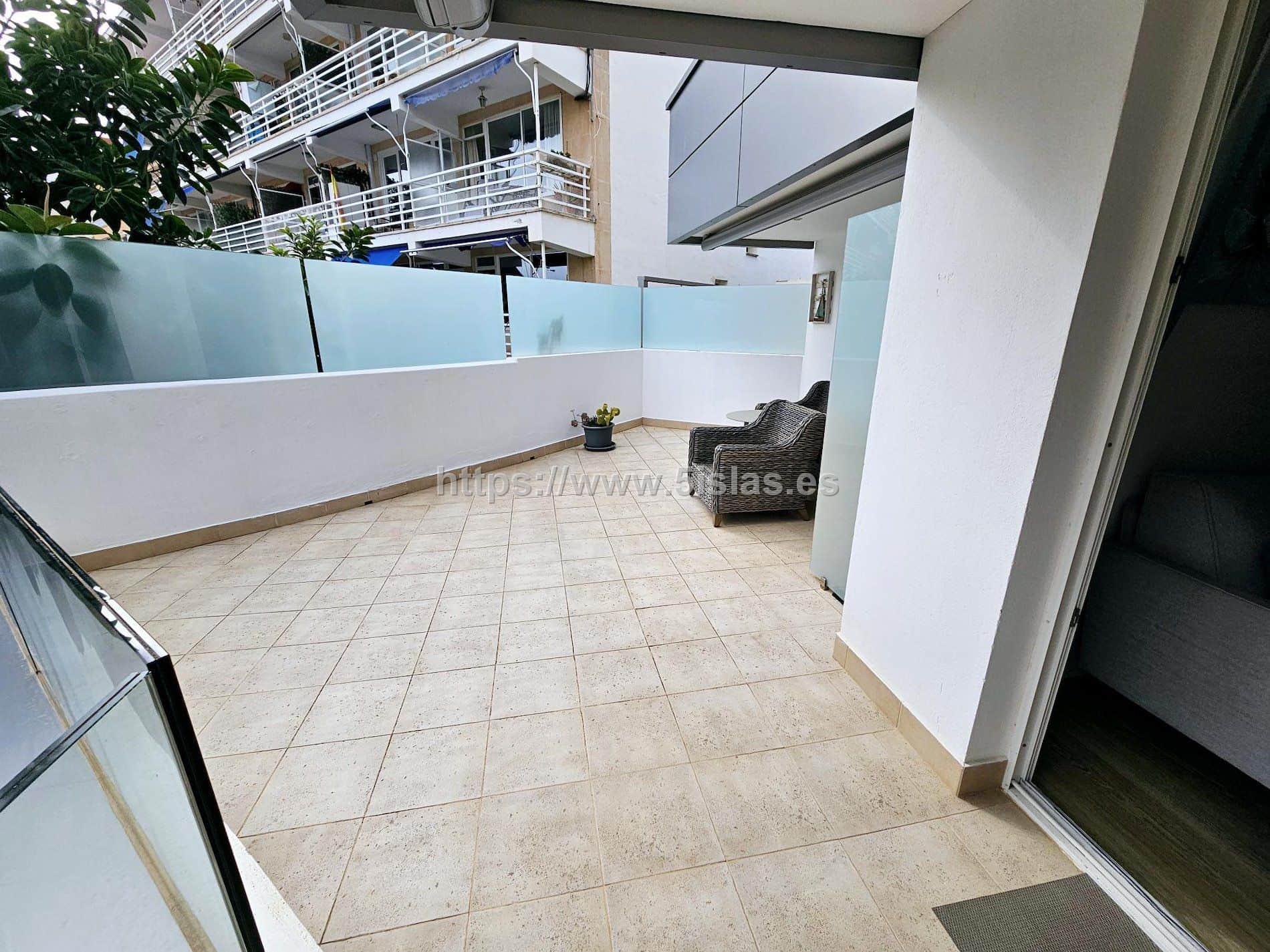 Palma Nova, apartamento con amplia terraza frente playa - Foto 2