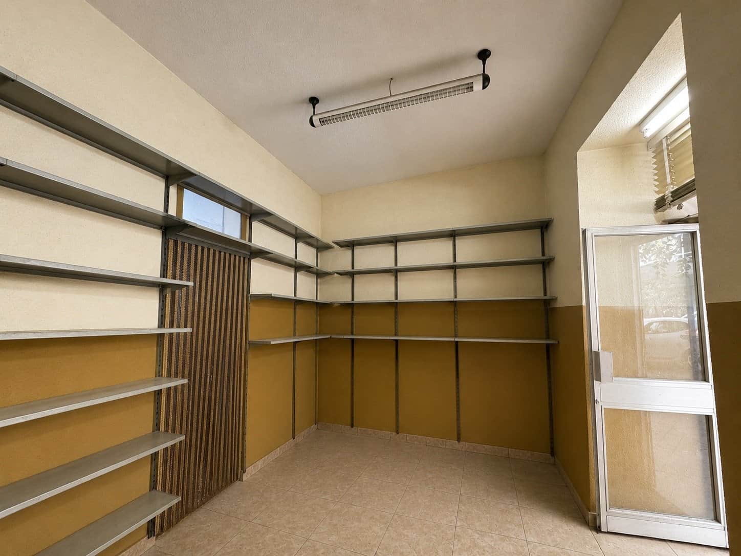 Local comercial en venta en Madrid - Foto 3