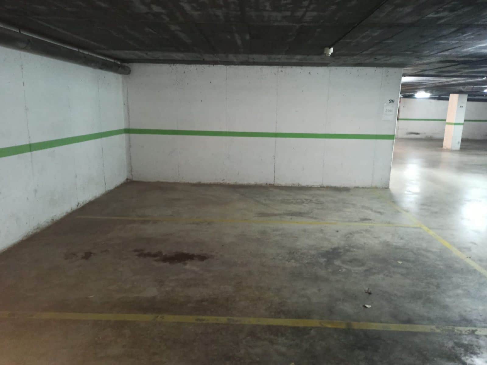 Parking junto a la Estación en Molins de Rei - Foto 1