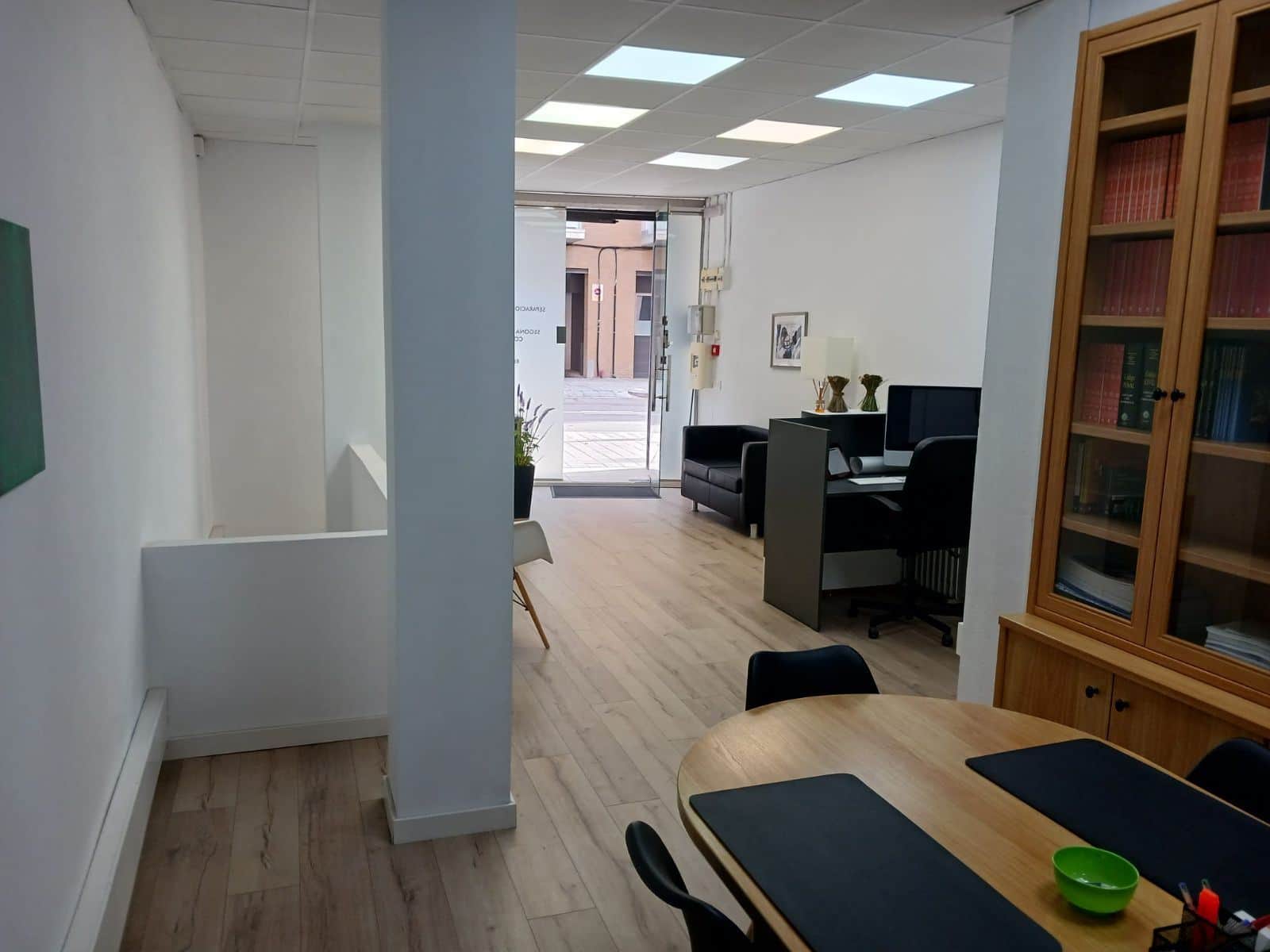 LOCAL MOLINS DE REI - Foto 5