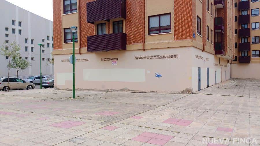 Local comercial en alquiler en Burgos - Foto 4