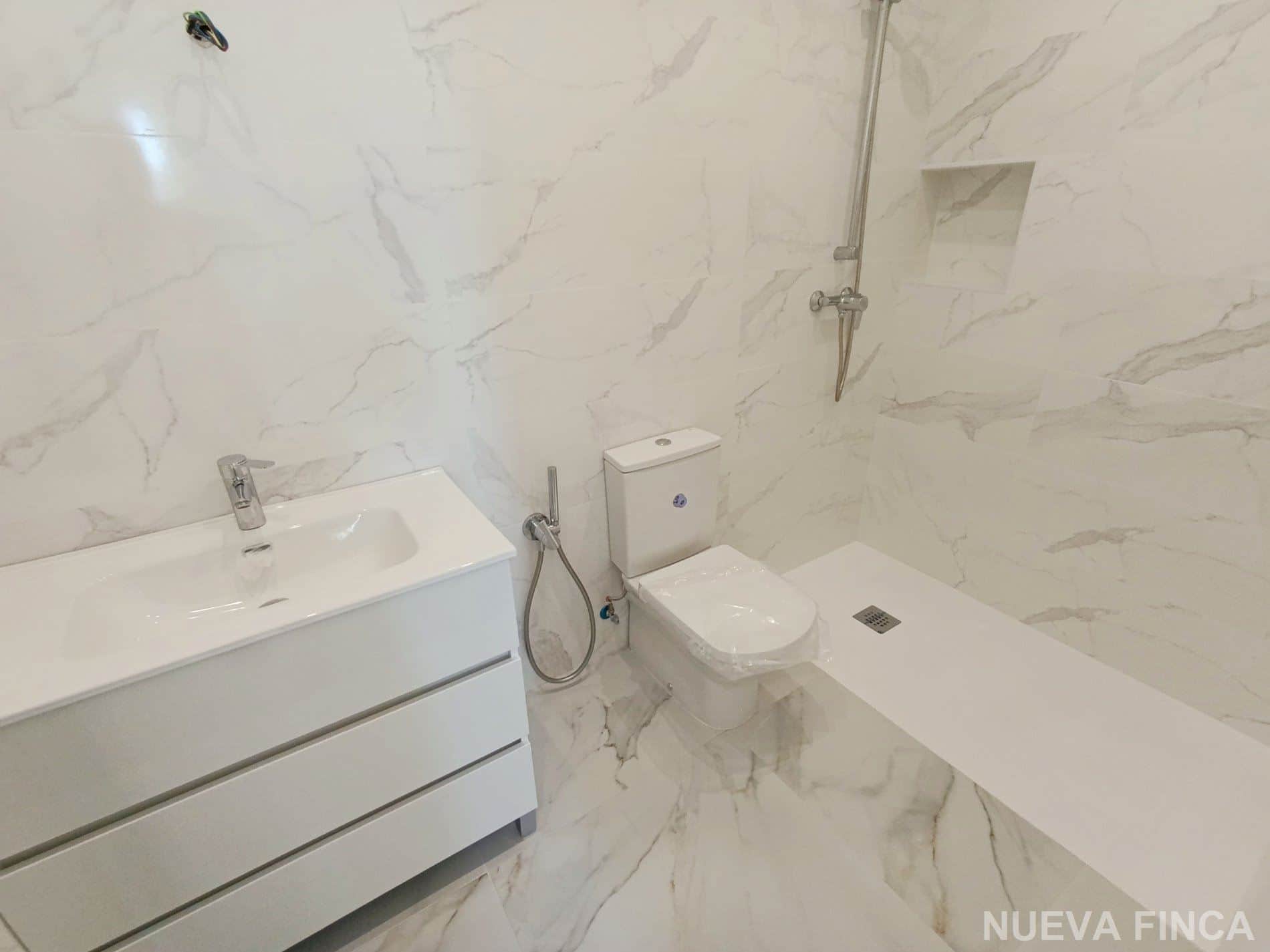 Apartamento a Estrenar en Carretera de Poza - Foto 4