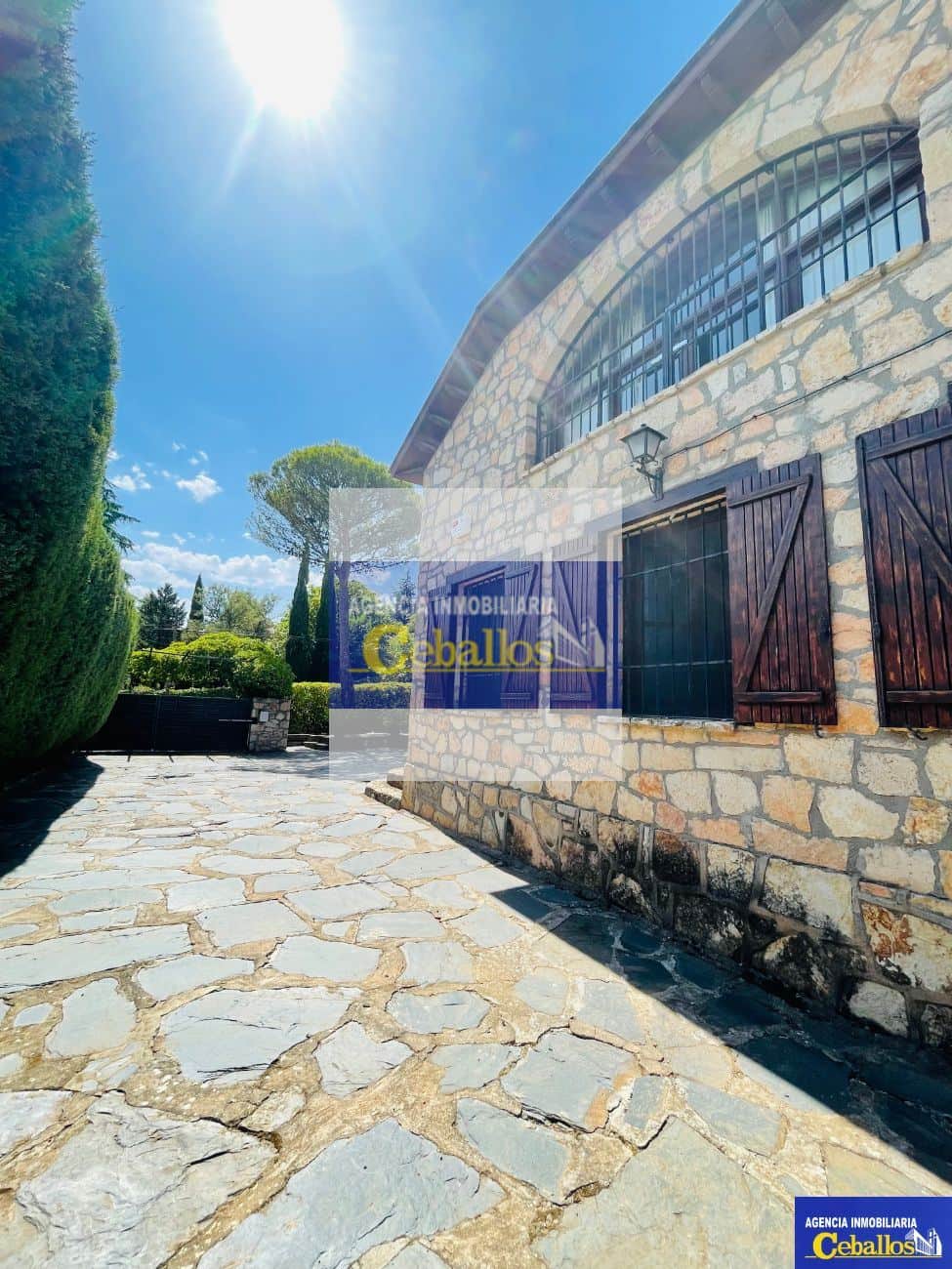 Exclusiva vivienda con casa de invitados en El Clavín - Foto 3