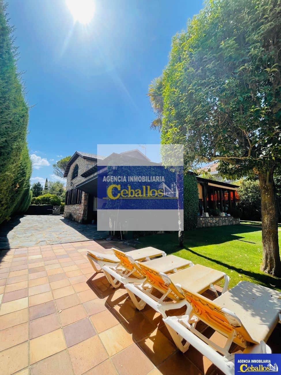 Exclusiva vivienda con casa de invitados en El Clavín - Foto 4