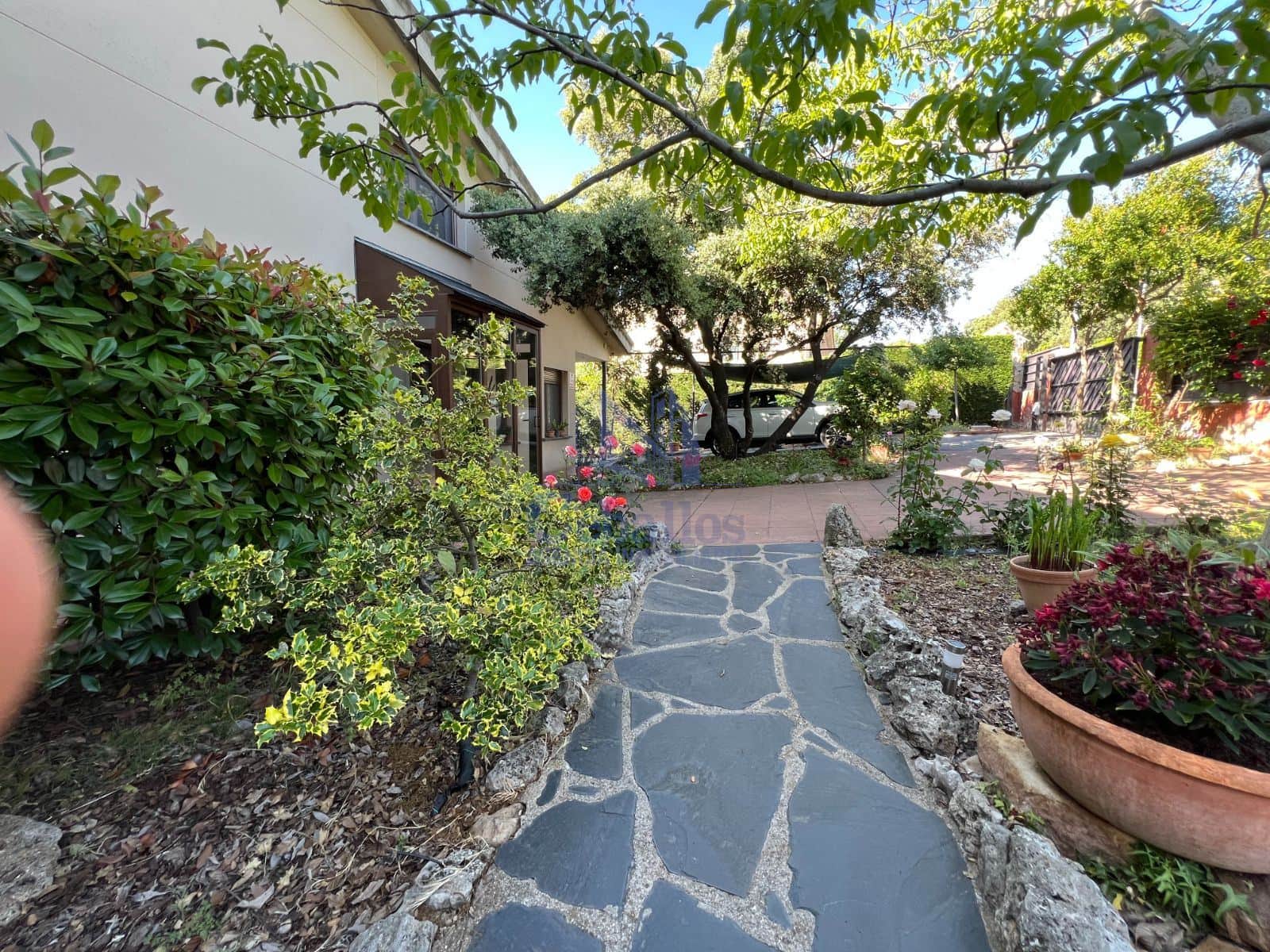 La Casa Perfecta para una vida plena con Jardín de Ensueño - Foto 5