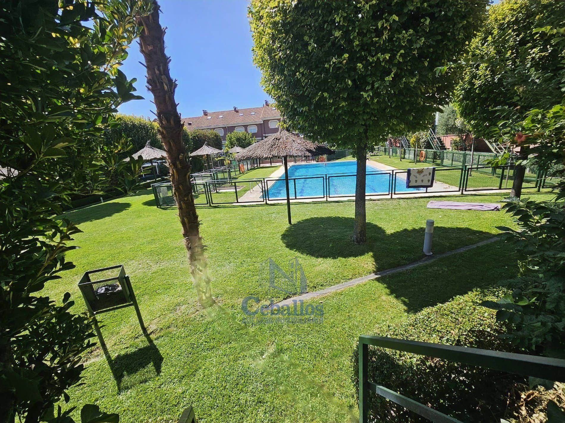 🏡 Amplia Casa en la Zona de Renfe – Espacio, comodidad y ubicación privilegiada - Foto 2