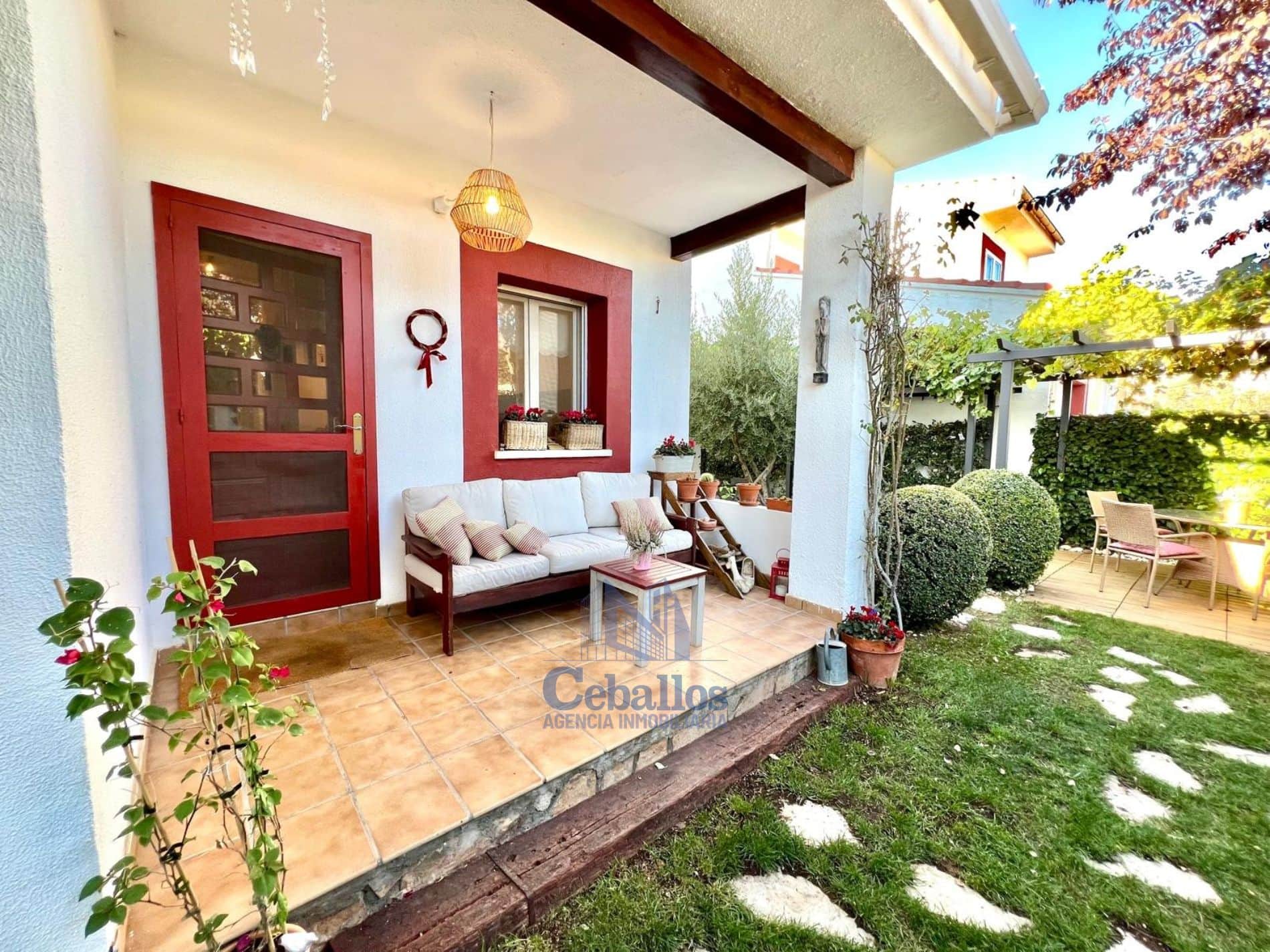 🏡 Chalet Independiente en Horche – Naturaleza, Espacio y Comodidad a un Paso de Guadalajara - Foto 2