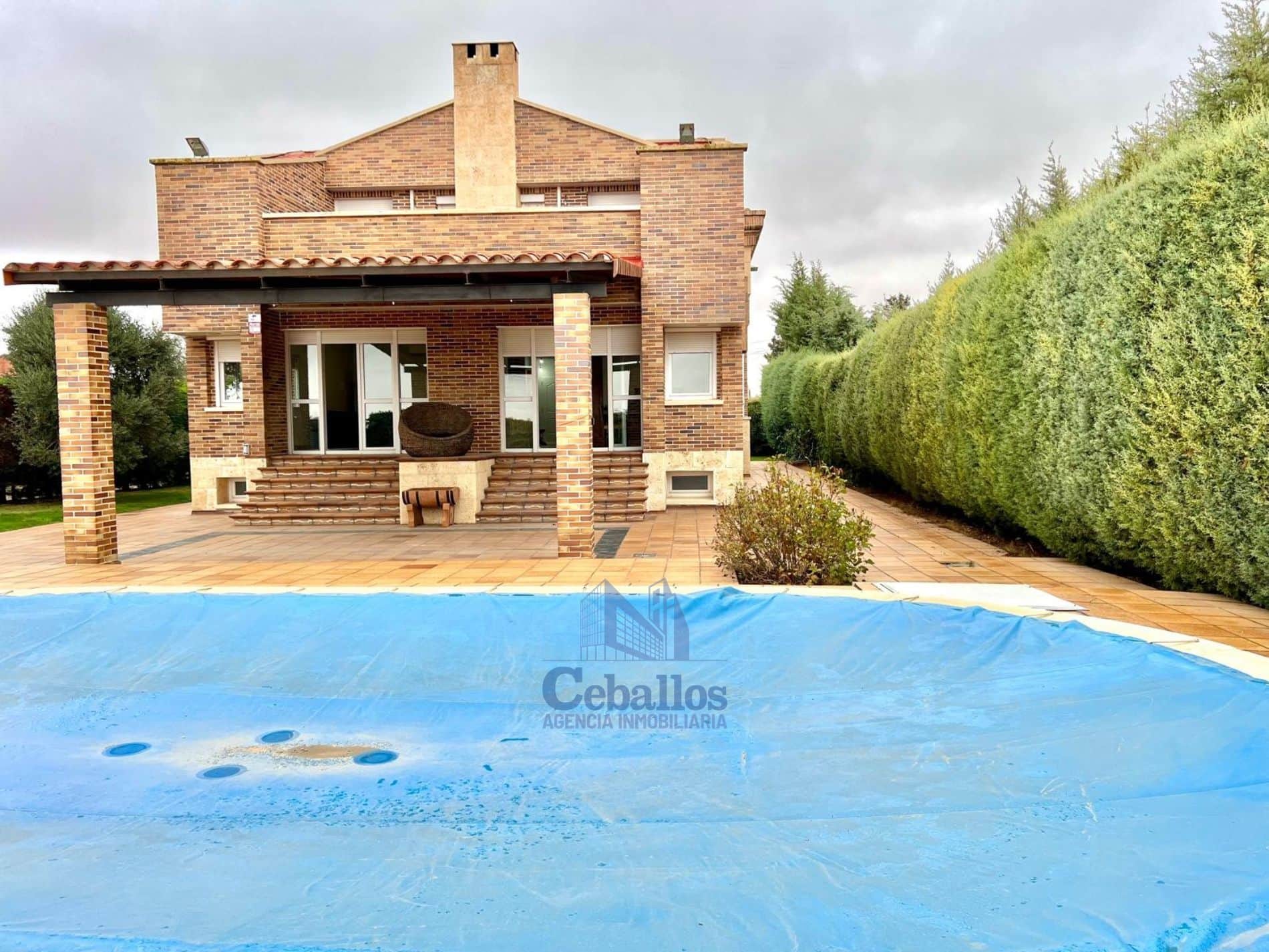 🏡 Exclusivo Chalet Independiente en Urbanización Privada El Clavín – Chiloeches (Guadalajara) - Foto 4