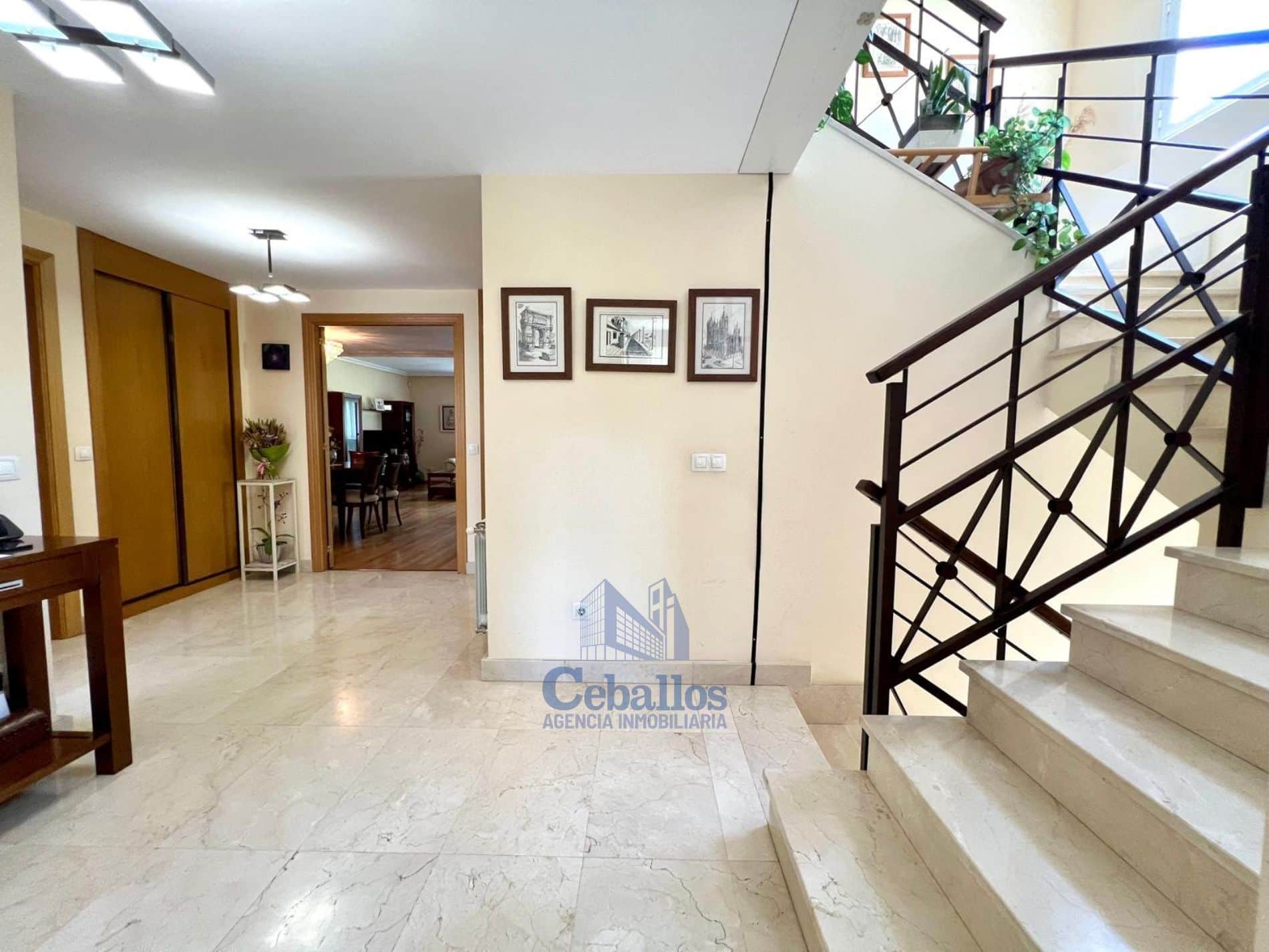 Pareado en venta en Hotel Pax, Guadalajara - Foto 5