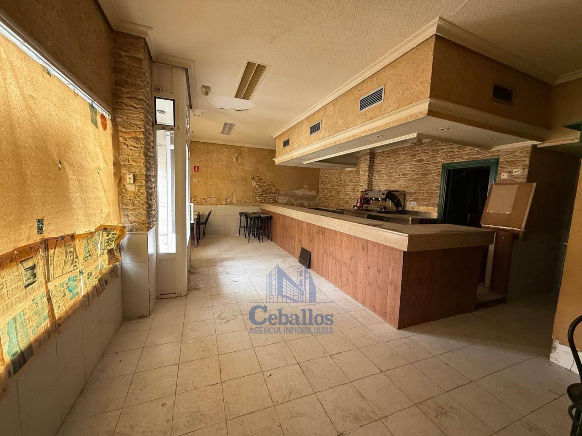 Local Comercial - Ferial, Guadalajara - Foto 1