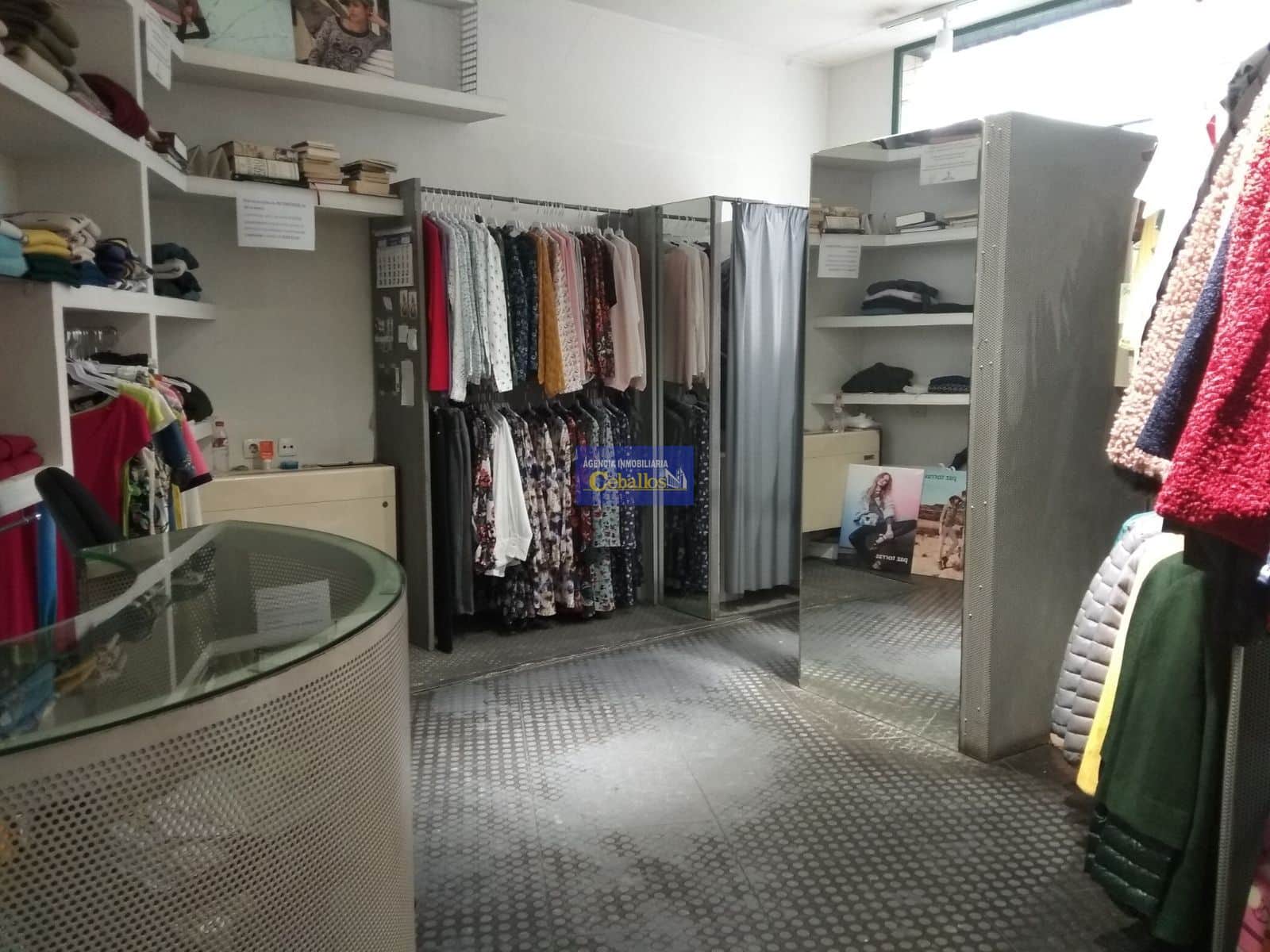 Local Comercial - Guadalajara - Foto 2