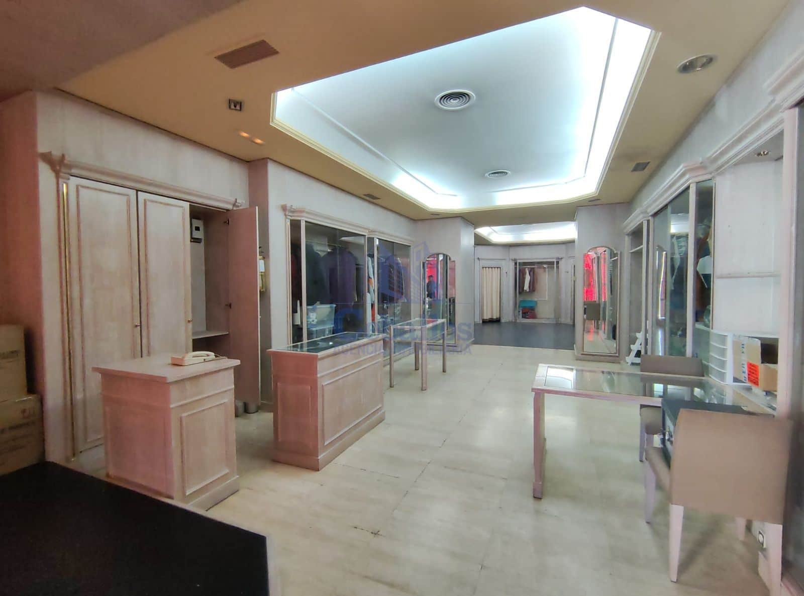 ¡Excelente Oportunidad! Local en Alquiler en la Avenida Castilla - Foto 3