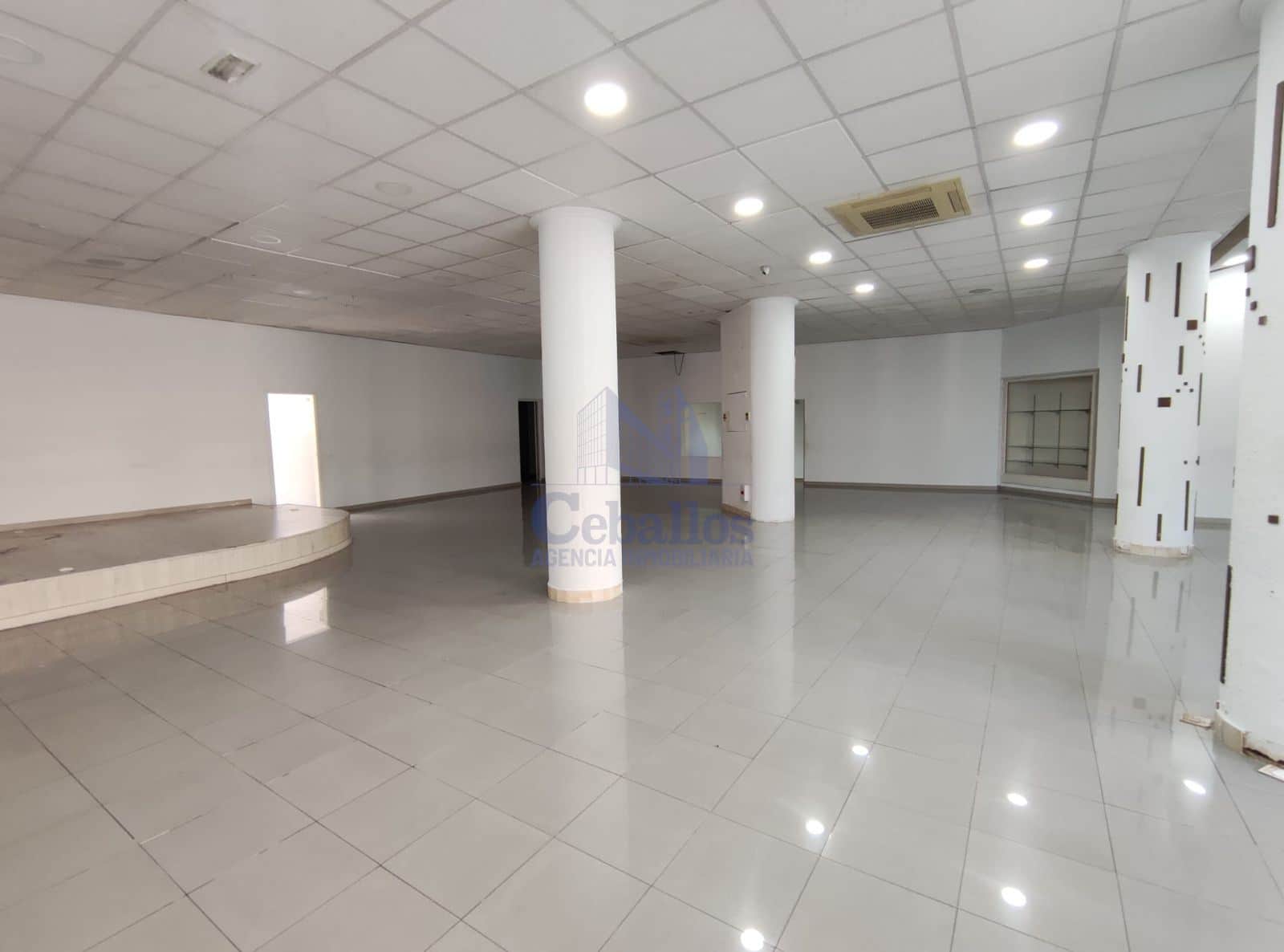 LOCAL CENTRICO EN VENTA - Foto 4