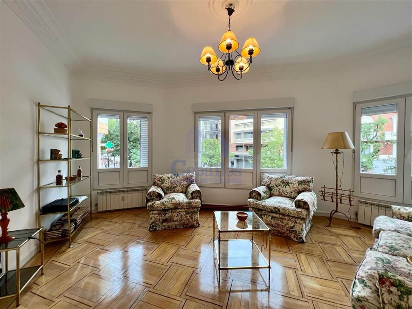 ALQUILER CALLE FUENCARRAL - Foto 2