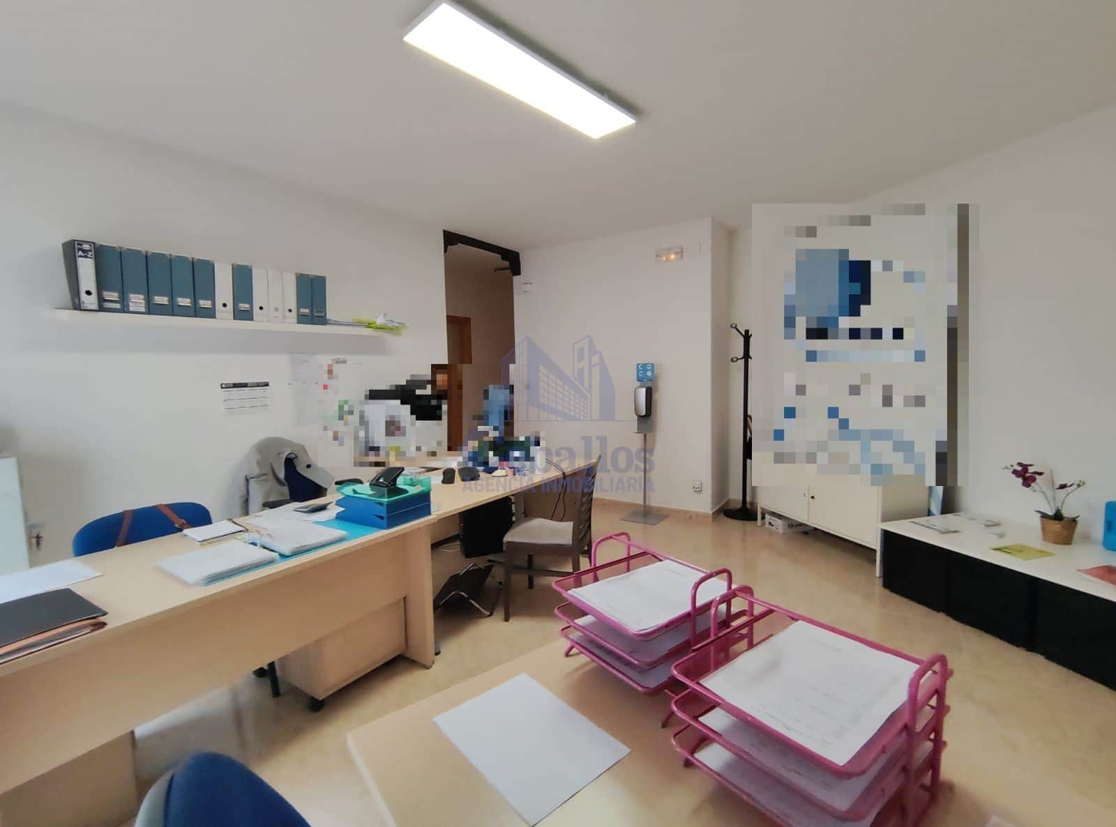 Oportunidad de Inversión en el Centro de la Ciudad: Vivienda Lista para Rentabilizar - Foto 2