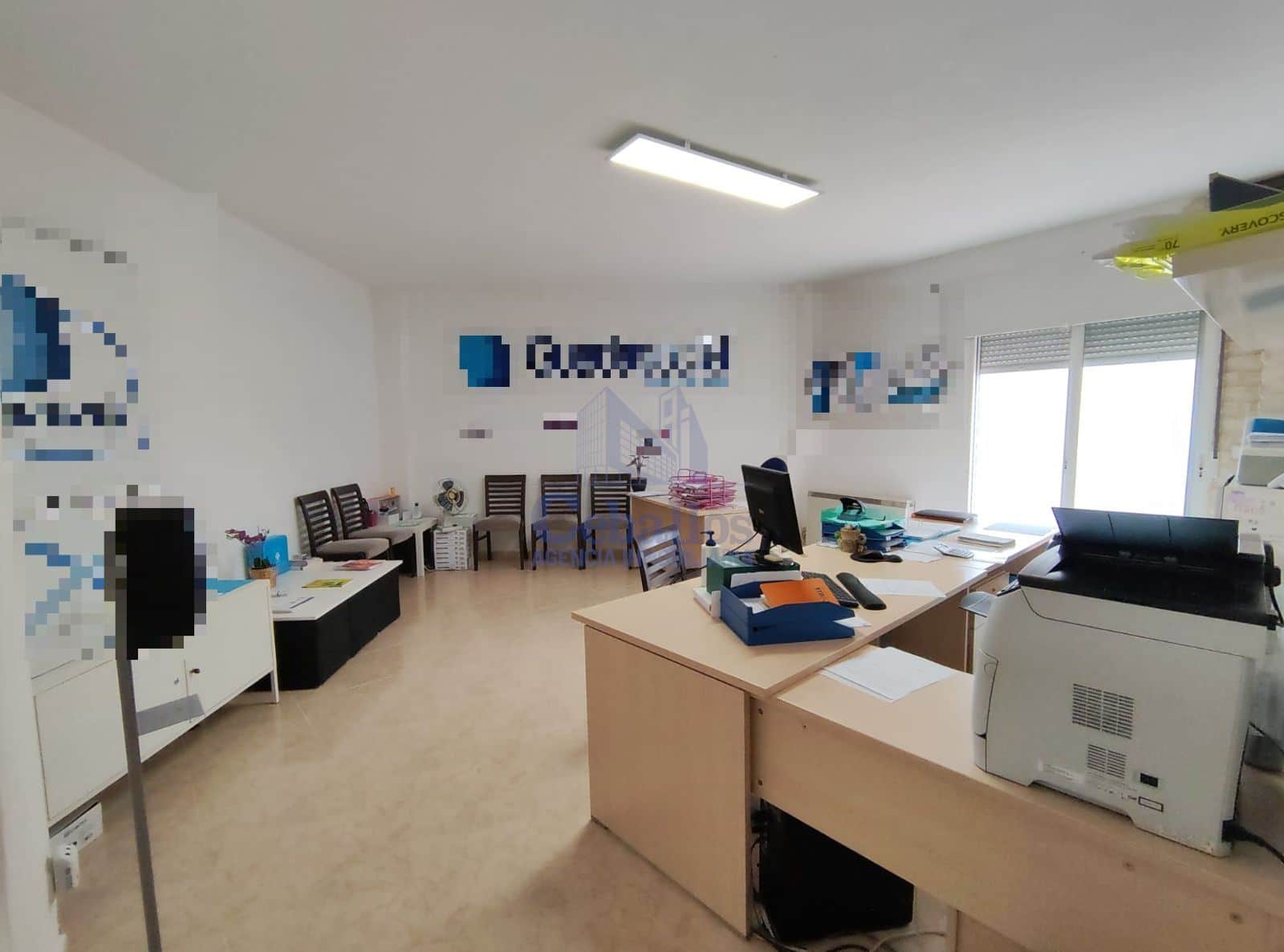 Oportunidad de Inversión en el Centro de la Ciudad: Vivienda Lista para Rentabilizar - Foto 3