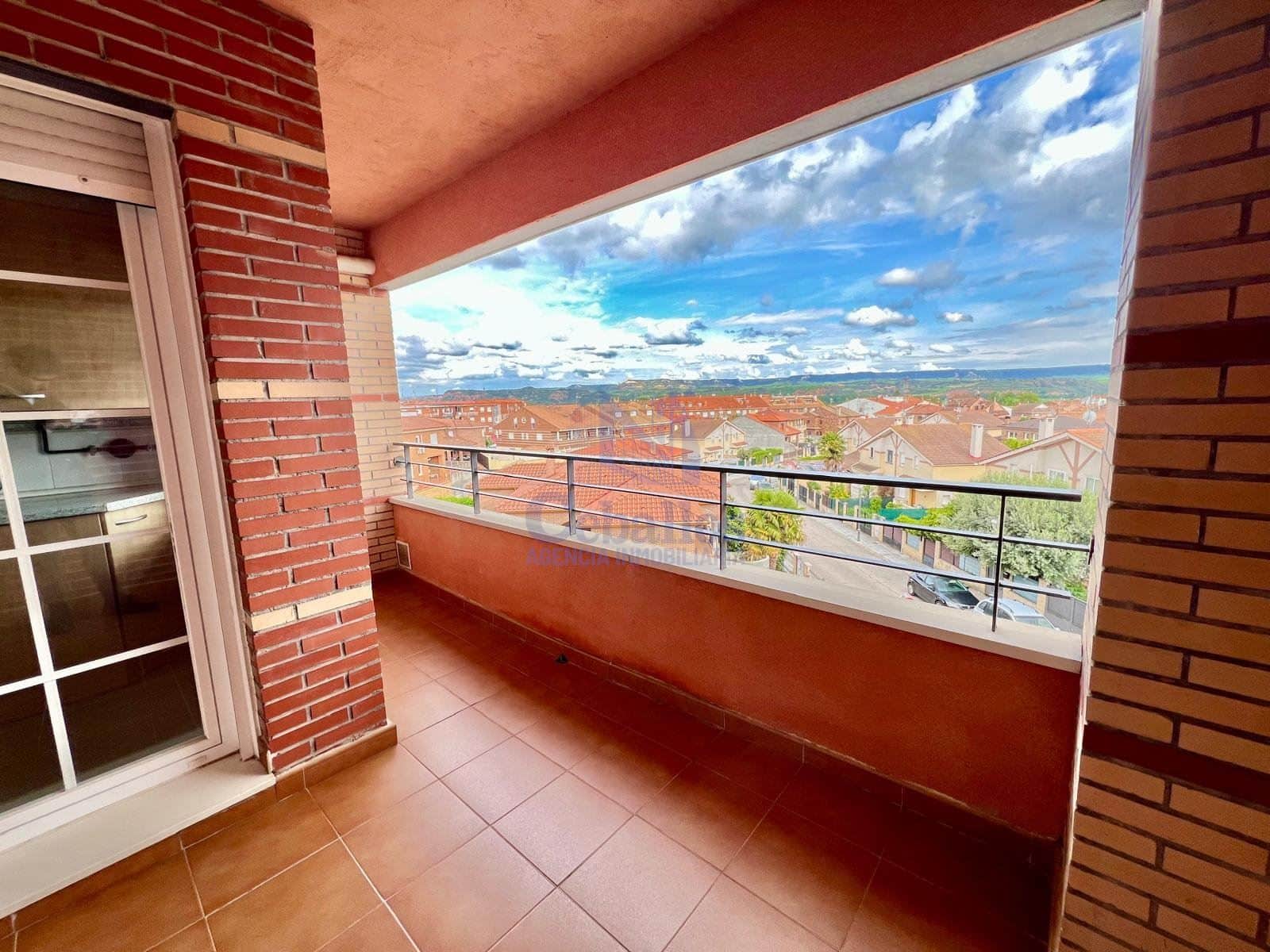 🏡 Tu nuevo hogar en Yunquera de Henares: luminoso, cómodo y con terraza - Foto 1