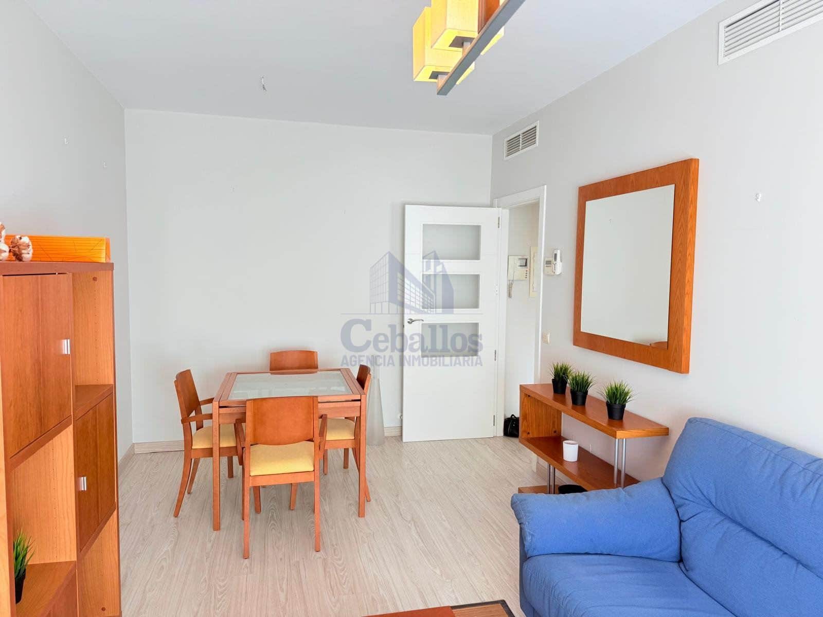 🏡 ¡Tu nuevo hogar en Coslada! Completamente reformado, con piscina y todas las comodidades - Foto 3