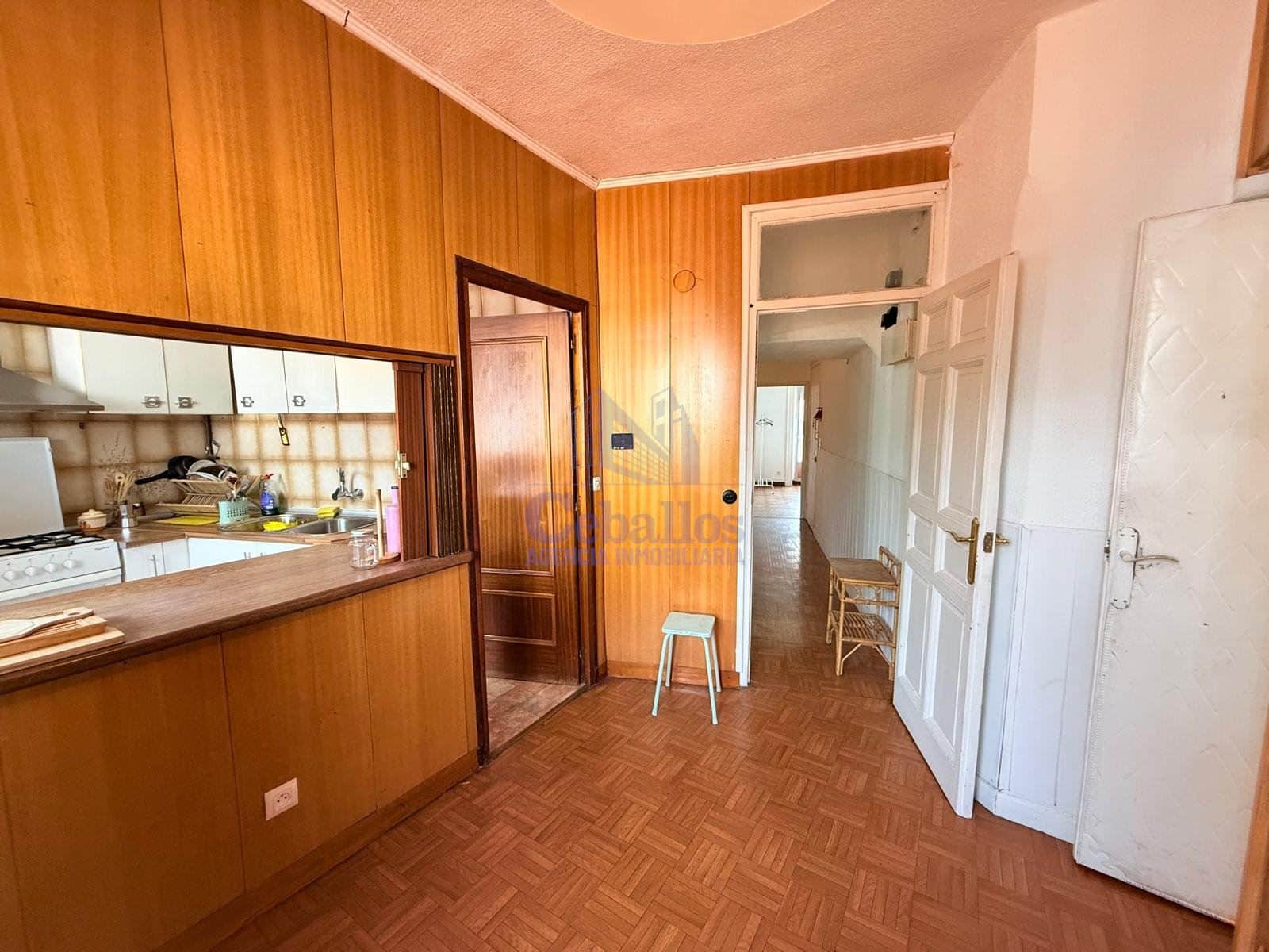 🏡 VIVIR EN EL CORAZÓN DE MADRID – ENCANTADOR PISO EN LAVAPIÉS - Foto 3