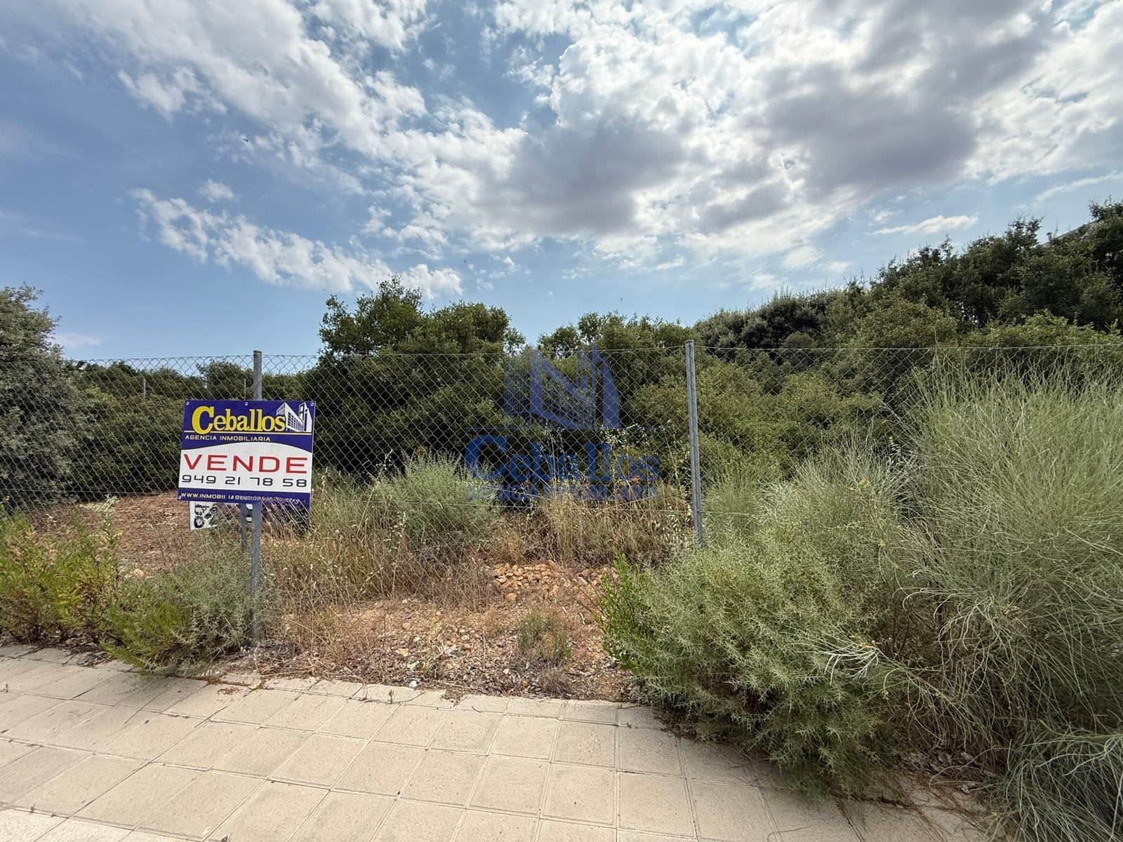 Oportunidad Única: Parcela Urbana en Cabanillas del Campo – 1.889,98 m² para Vivienda Unifamiliar - Foto 2