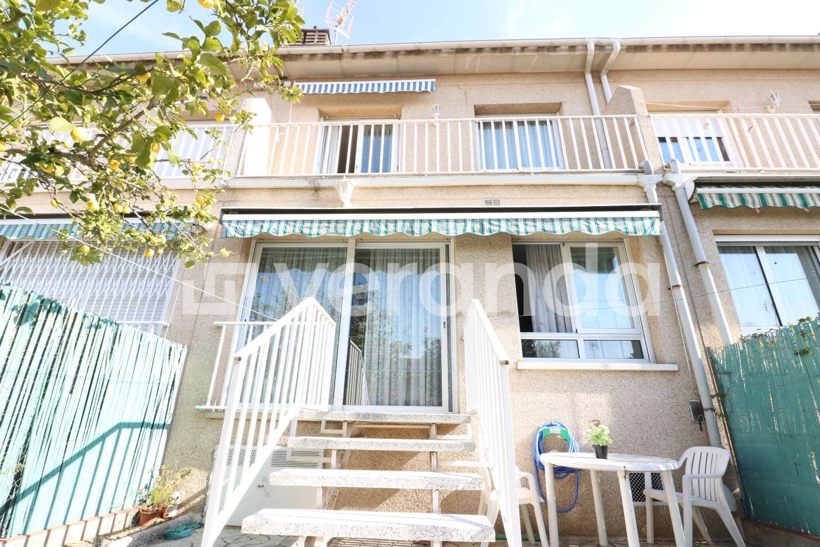 CASA UNIFAMILIAR ADOSADA 183 M2 - Foto 1