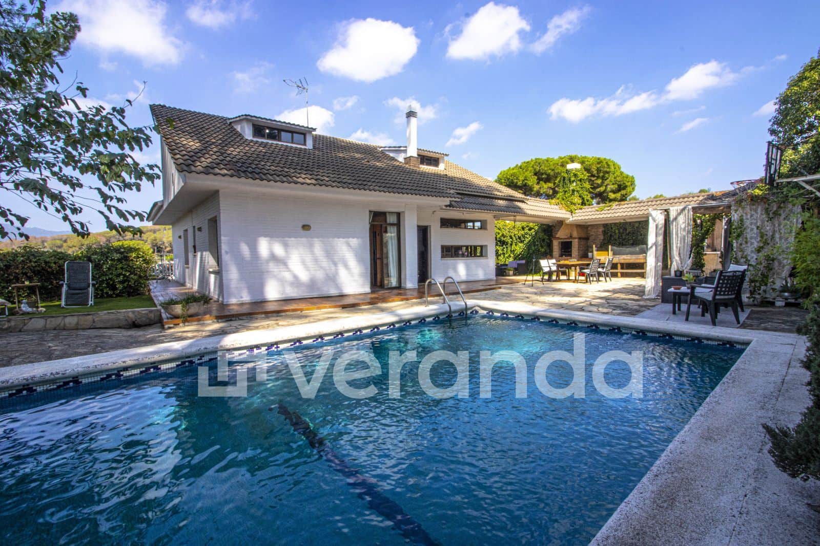 CASA AISLADA 829 M2 PARCELA 357 M2. CONSTRUIDOS - Foto 1