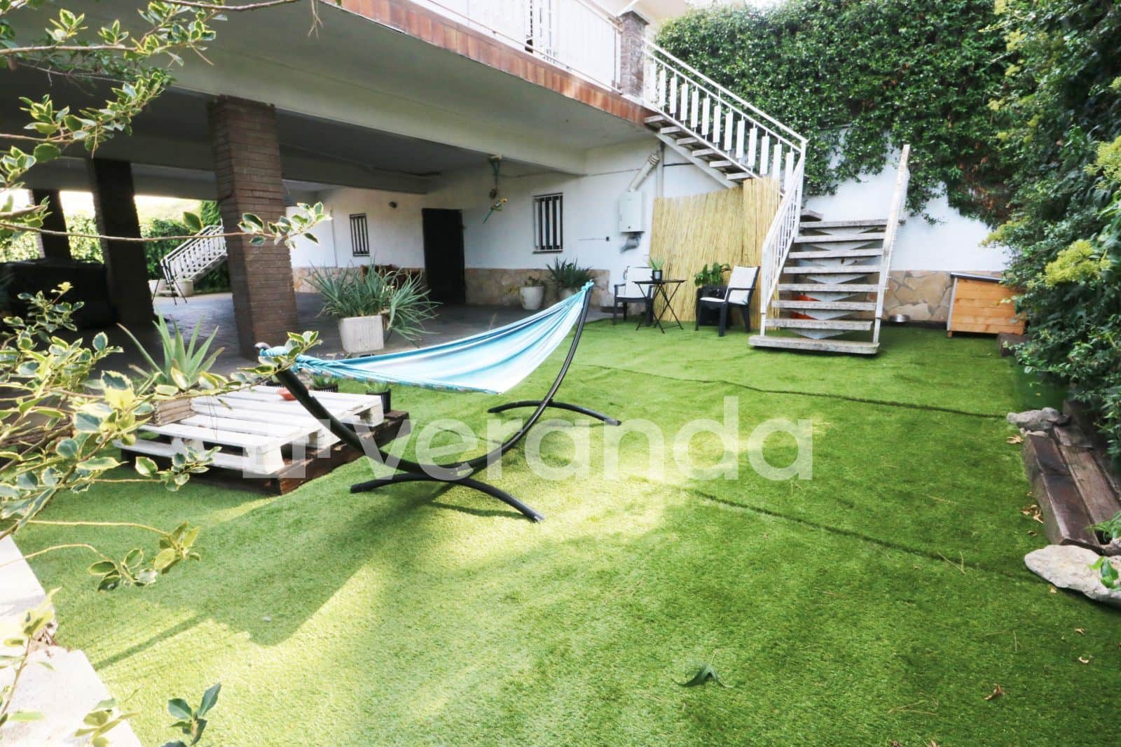 CASA AISLADA 829 M2 PARCELA 357 M2. CONSTRUIDOS - Foto 2