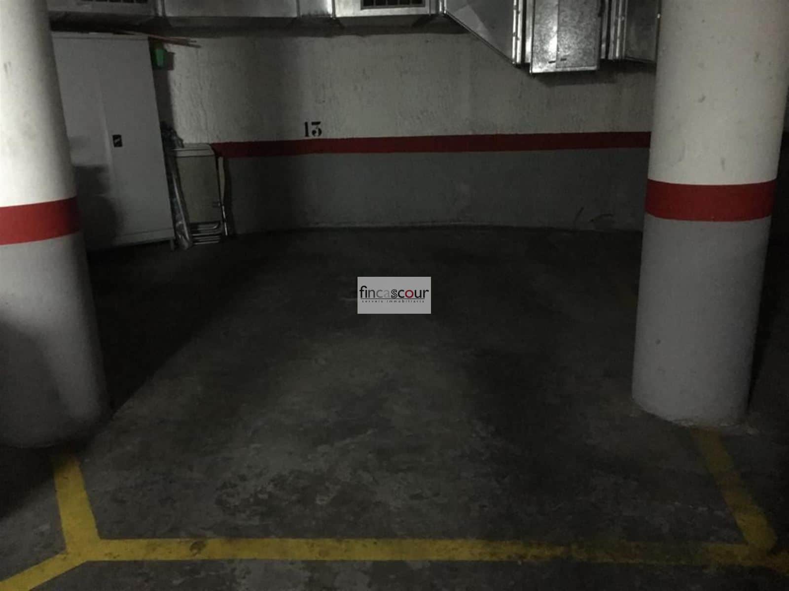 PARKING CENTRICO EN VENTA - Foto 1
