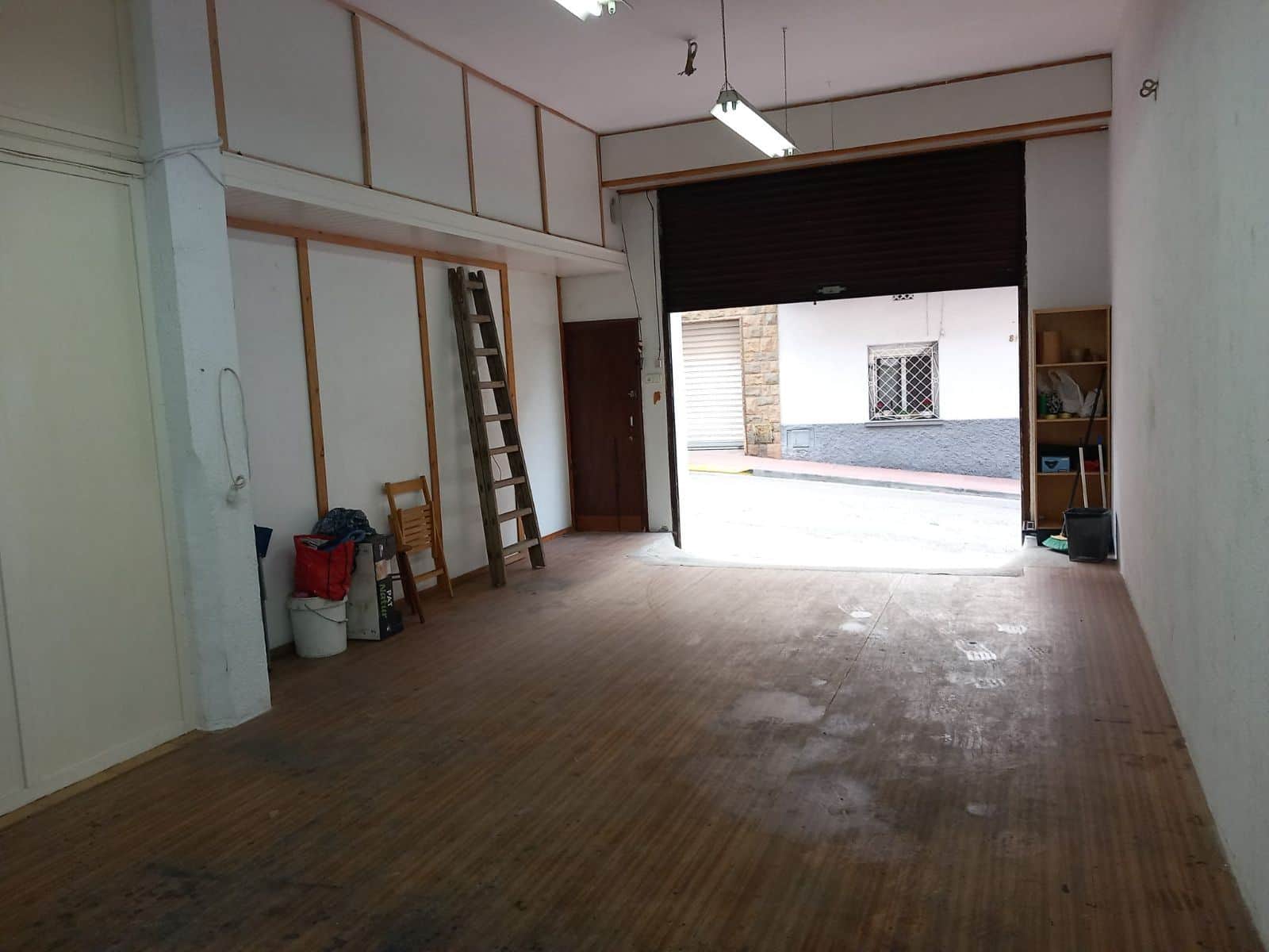 LOCAL CENTRICO CON PROYECTO PARA VIVIENDA - Foto 3