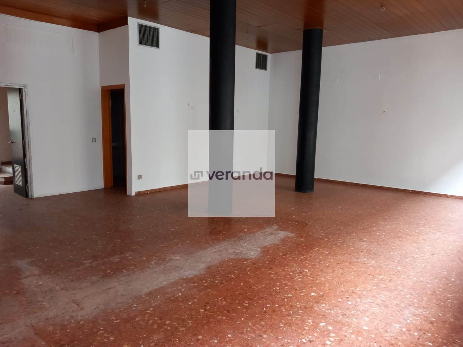 LOCAL DE NEGOCIO 139 M2 - Foto 1