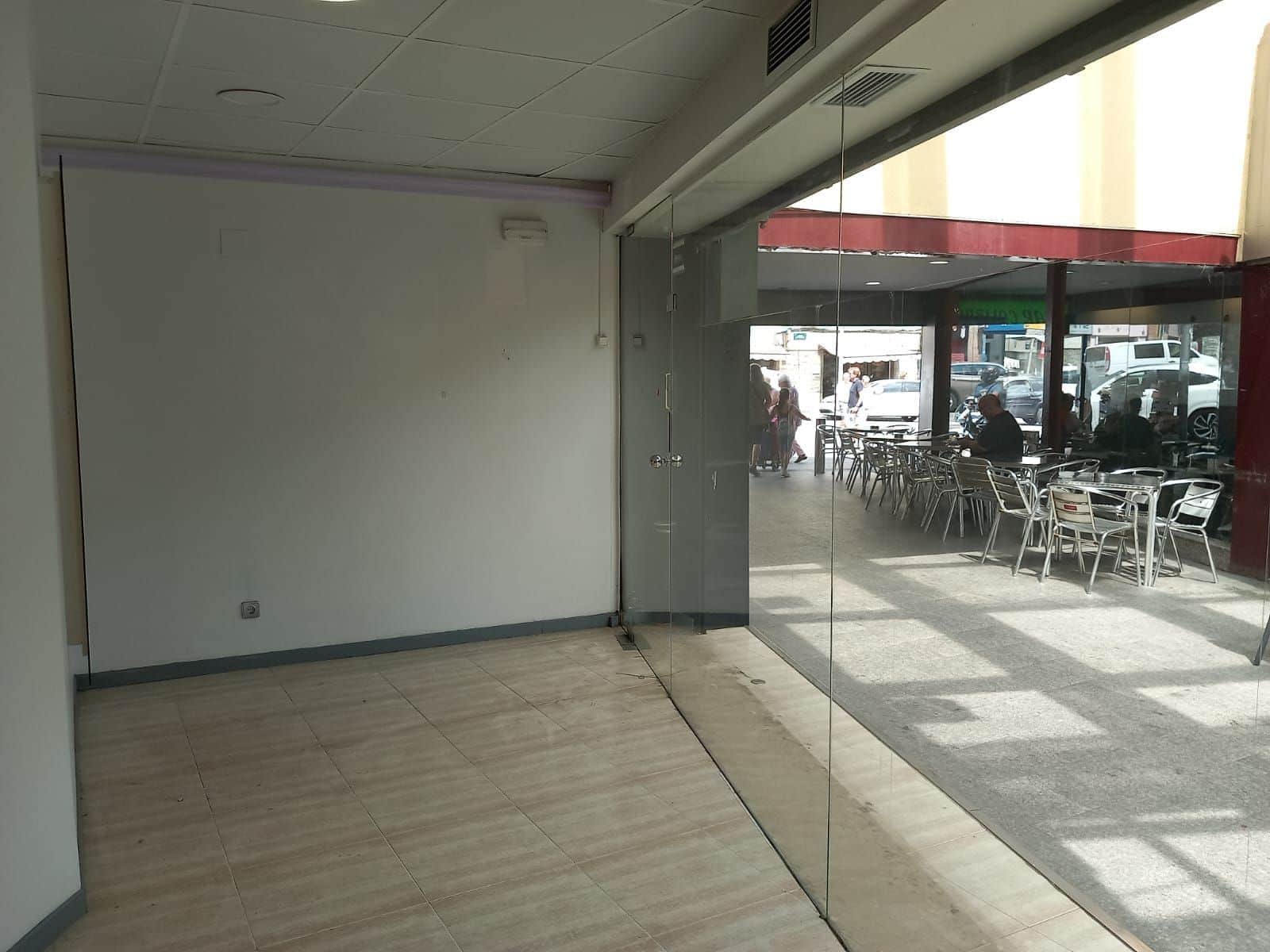 LOCAL 54 m2 AVINGUDA PRIMAVERA 17 CERDANYOLA DEL VALLES - Foto 3