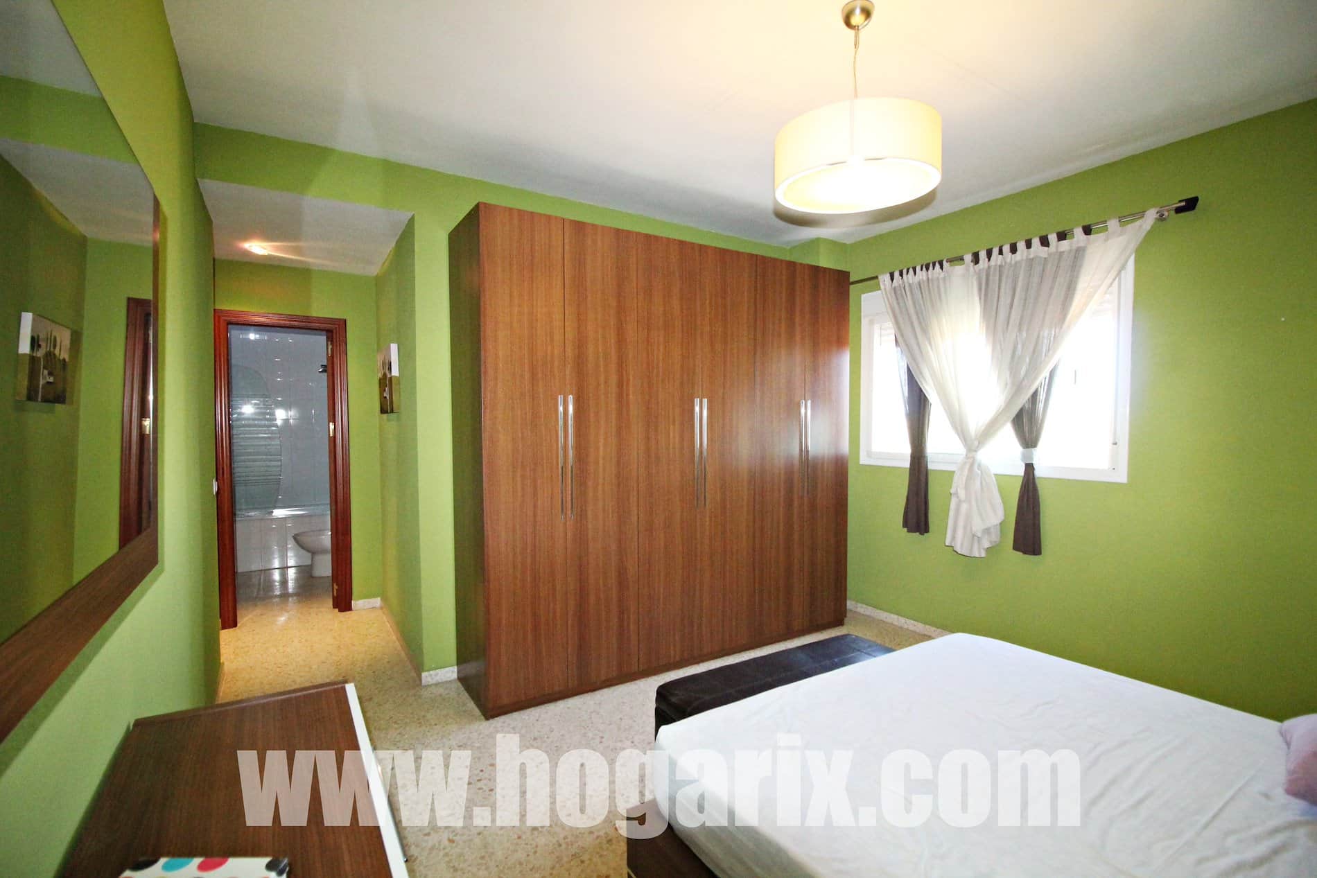 Gran piso en Pérez Cubillas - Foto 2