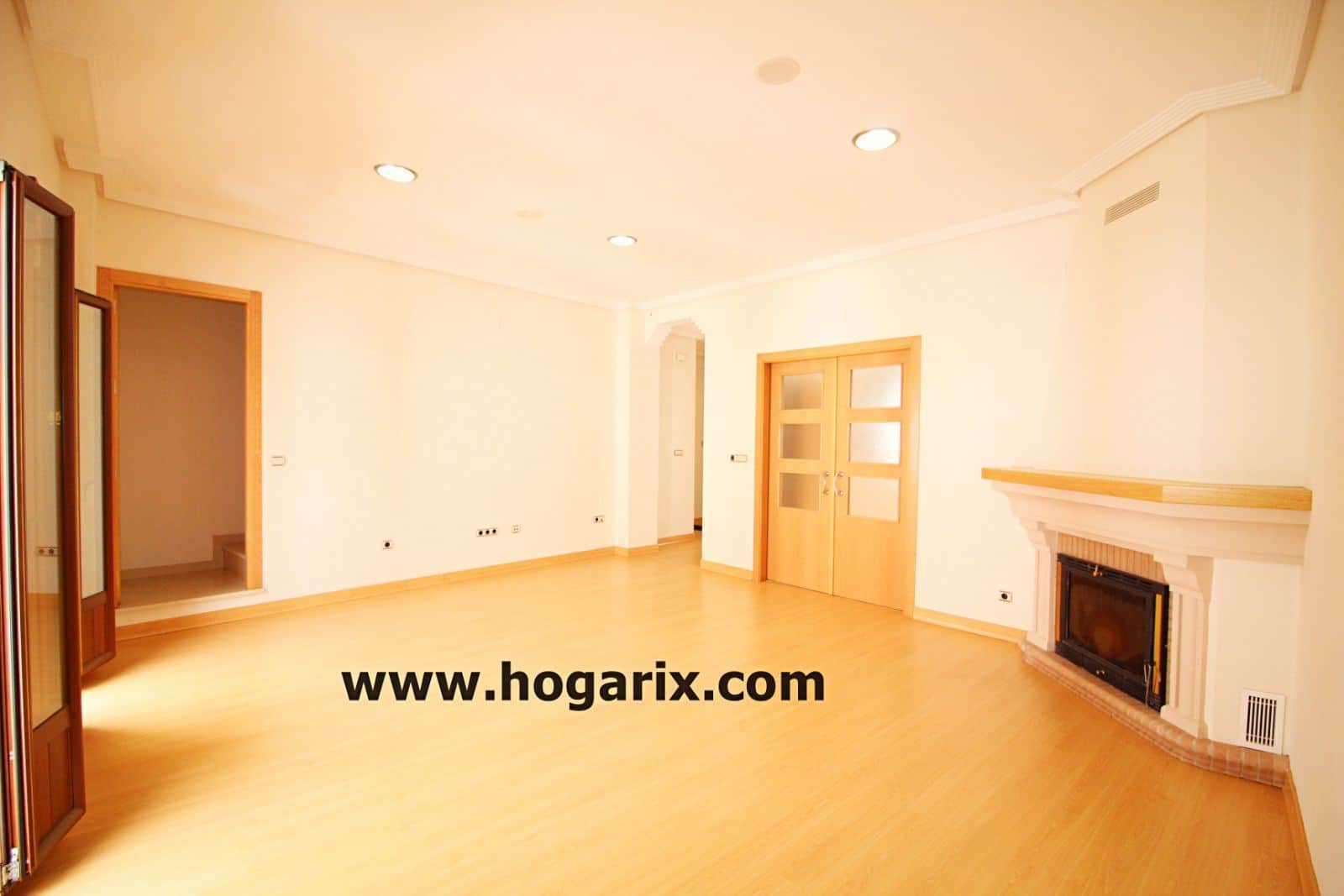 Gran piso en Villanueva de los Castillejos - Foto 2