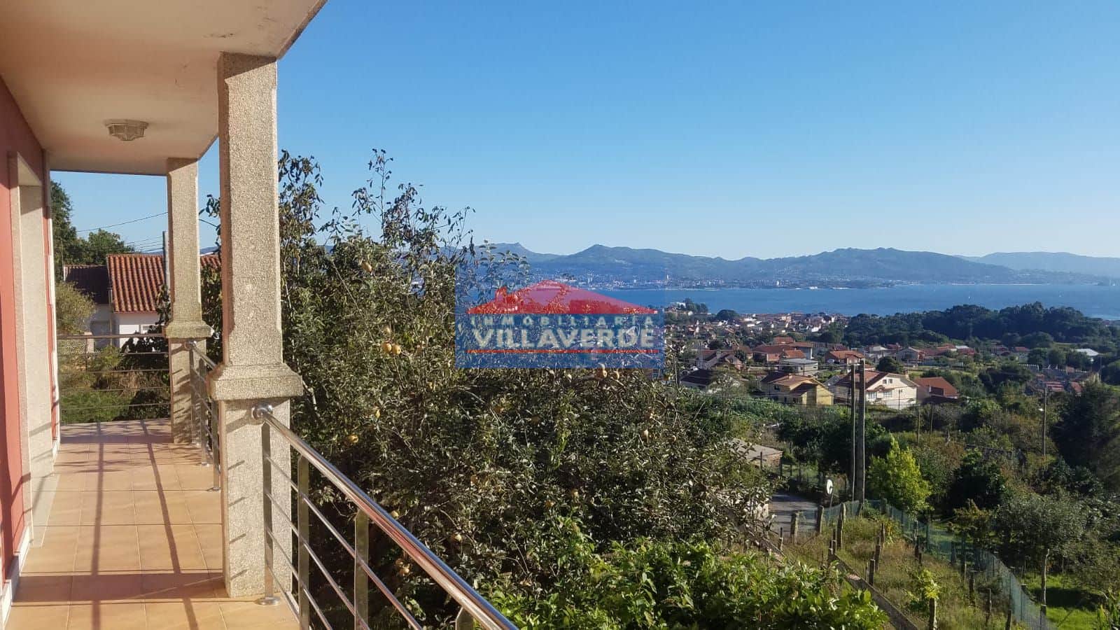 CHALET A LA VENTA CON VISTAS AL MAR EN COIRO - Foto 1