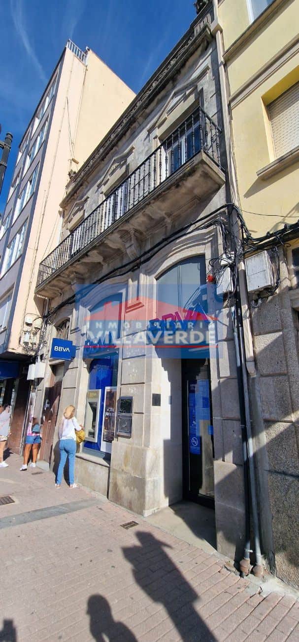 EDIFICIO EN EL CENTRO DE CANGAS, FRENTE AL CONCELLO - Foto 3