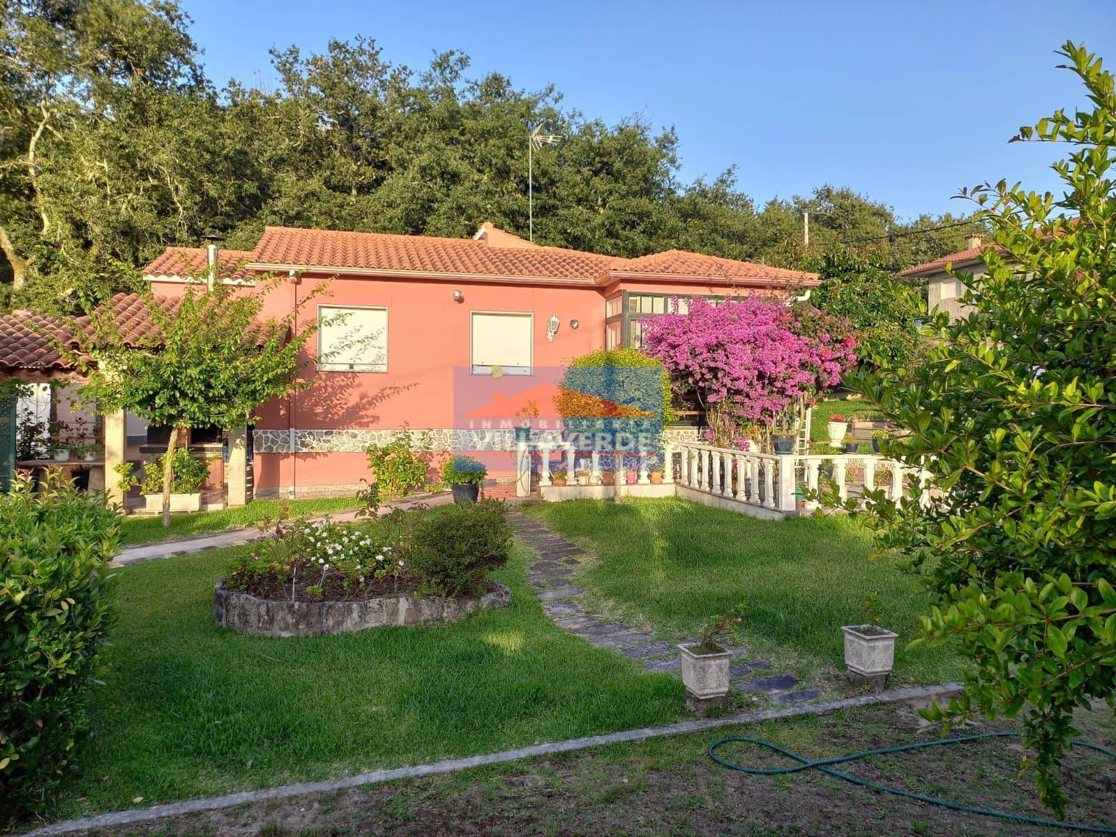 CASA EN LA PLAYA DE LIMENS - Foto 1