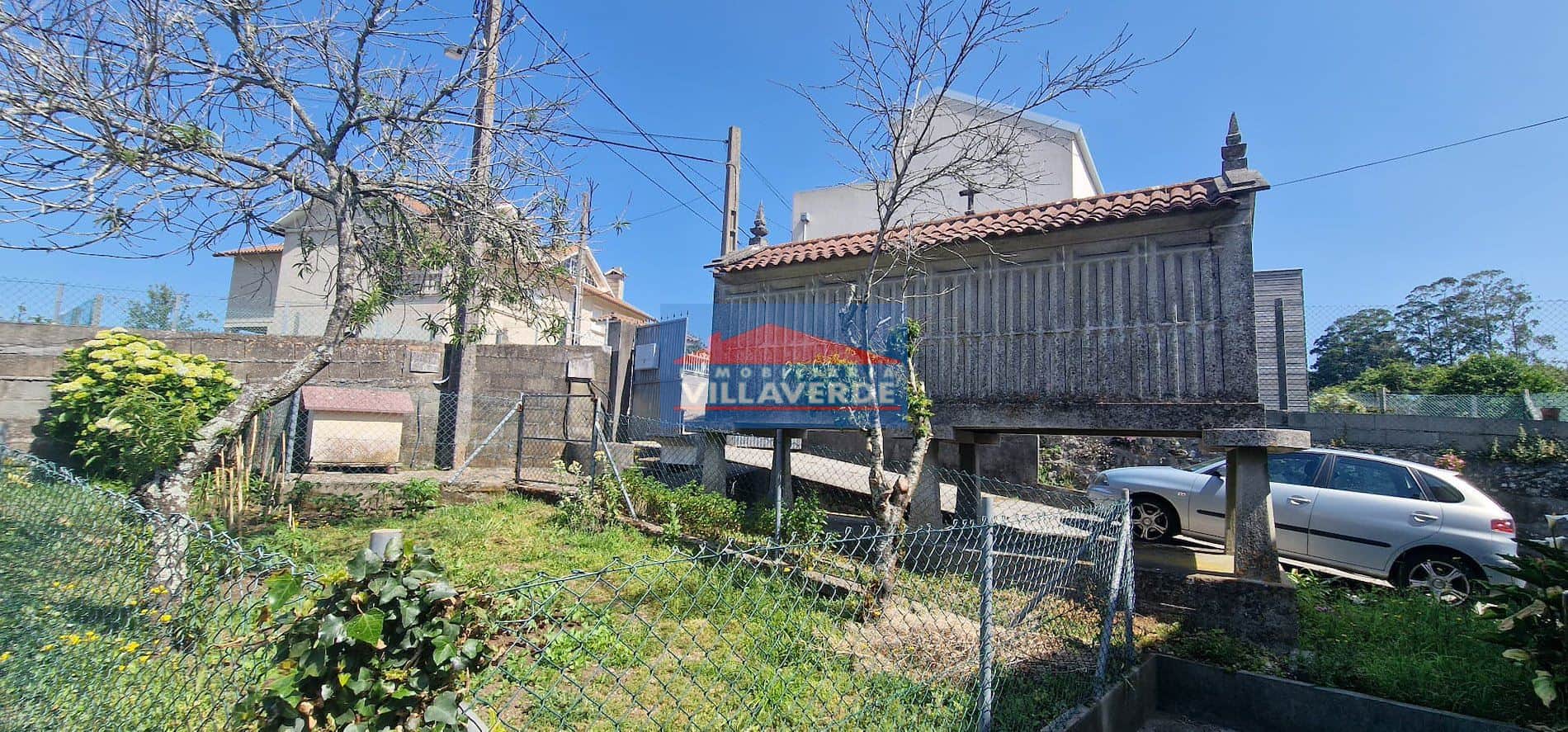 CASA EN VENTA EN ALDÁN CON FINCA AL LADO DE LA PLAYA Y CON VISTAS AL MAR - Foto 3